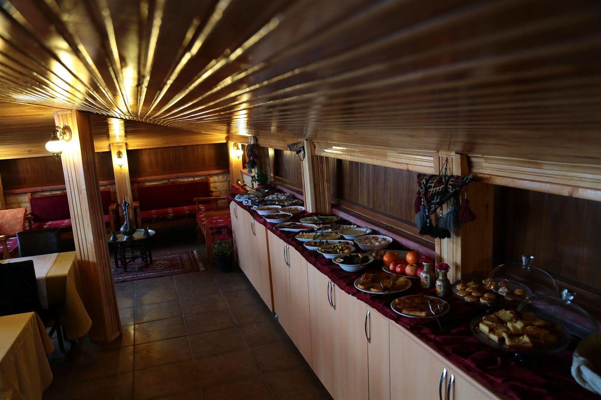 Otel Stone Old 3*