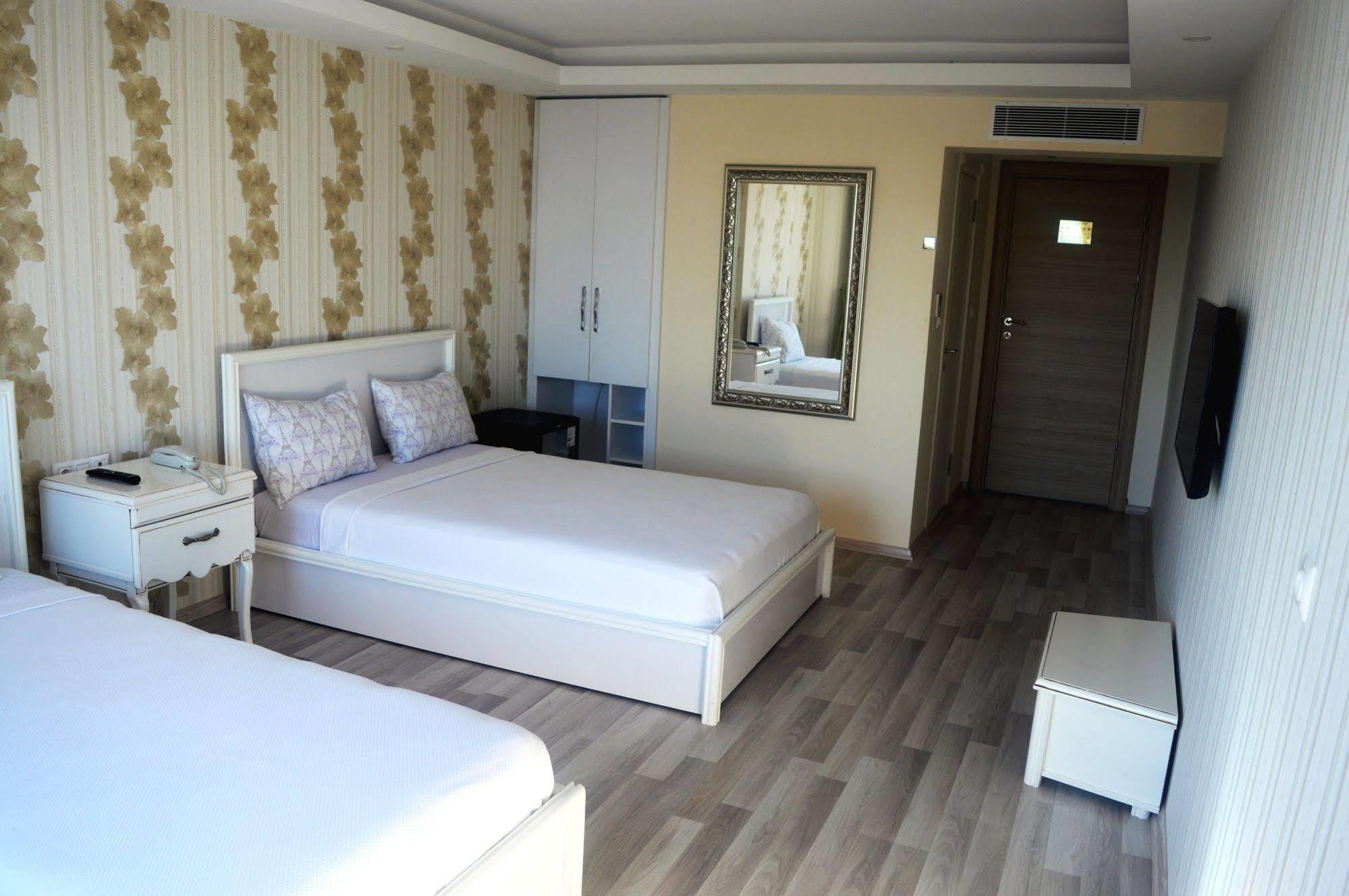 Hotel Avcilar Zeugma Park 3*