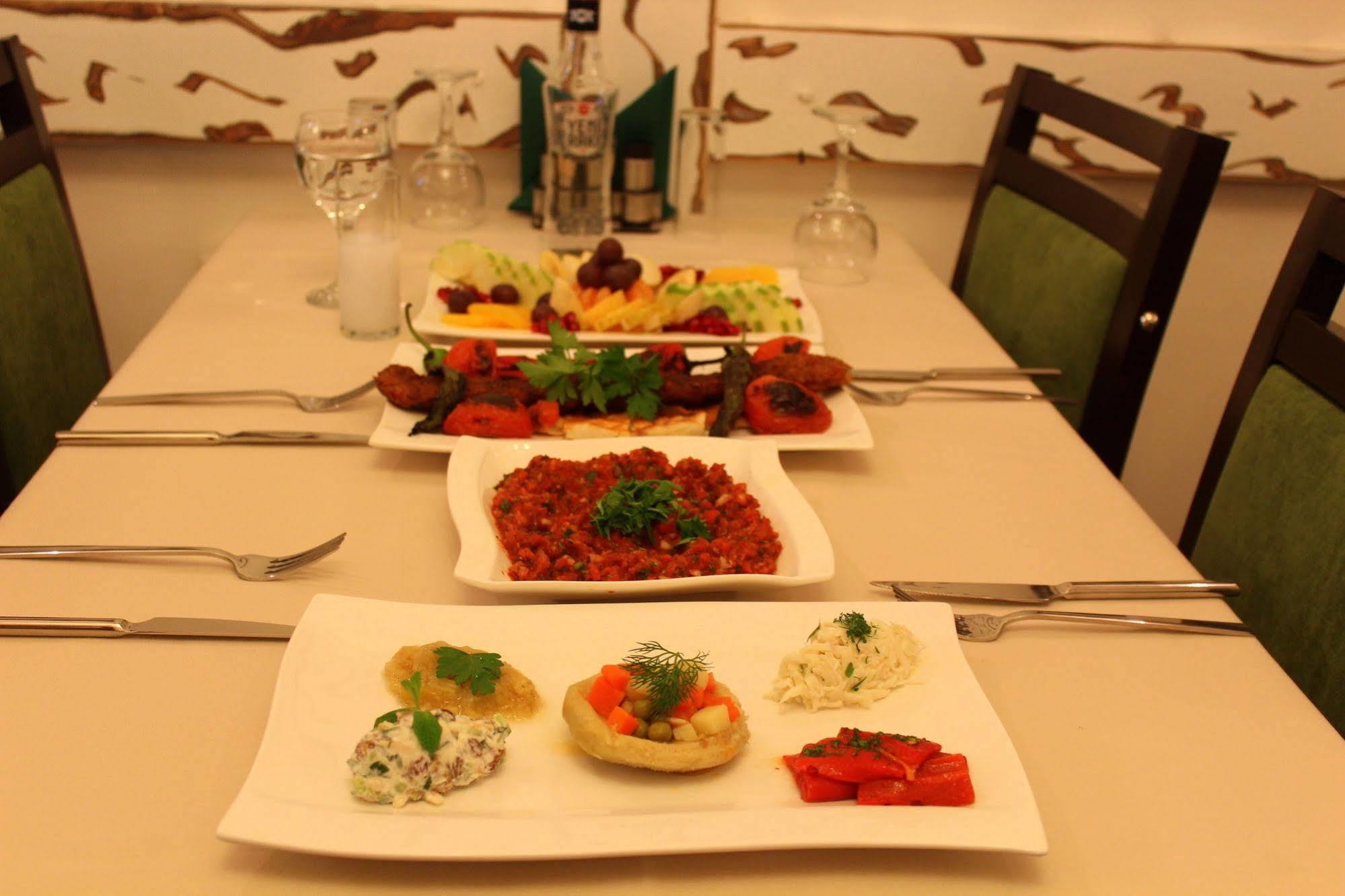 Grand Palmiye Hotel 3*