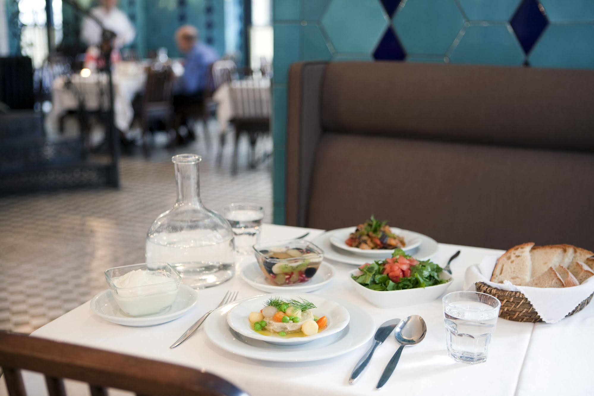 Otel Karakoy 4*