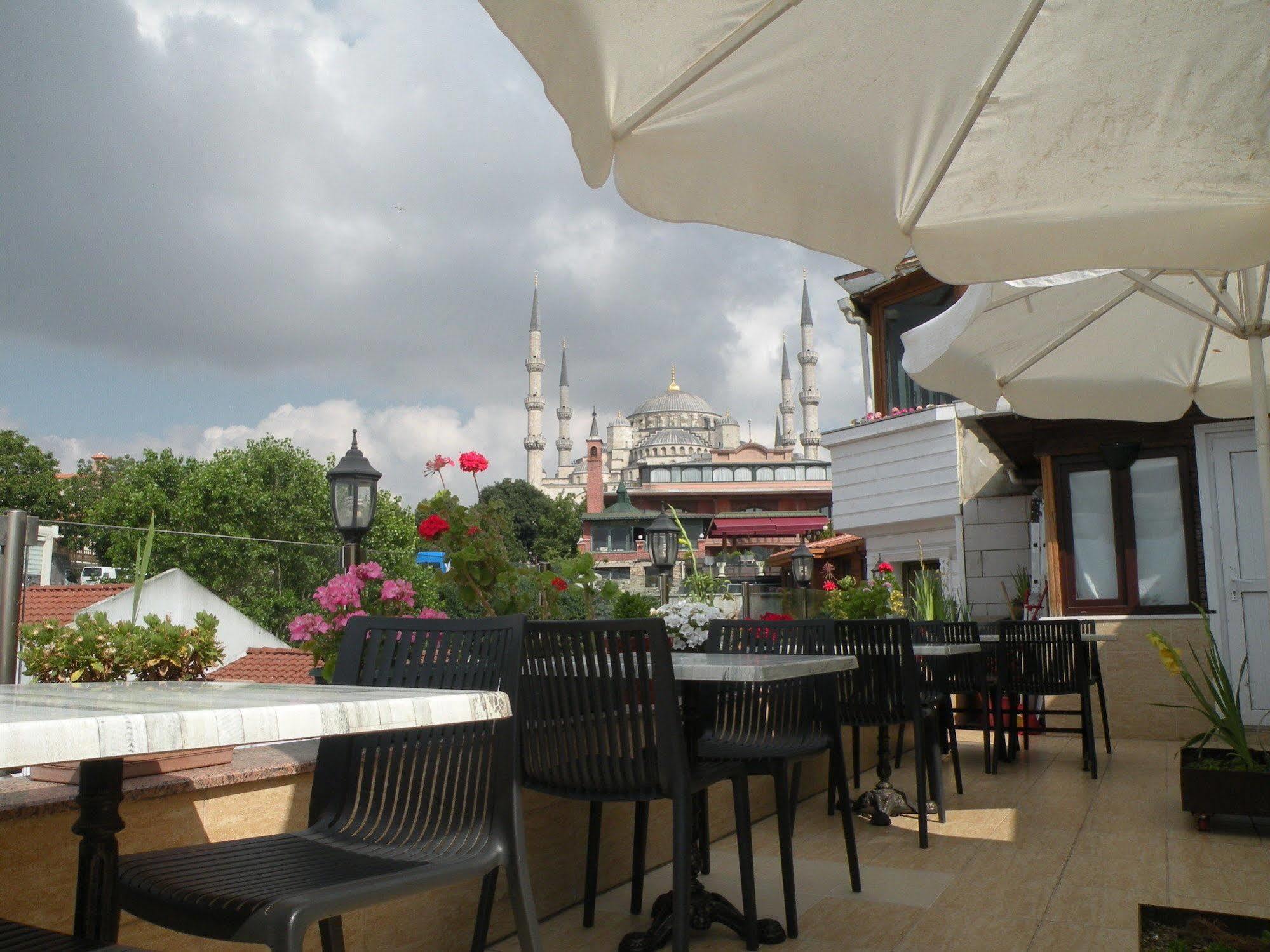 Agora Boutique & Bistro 3*