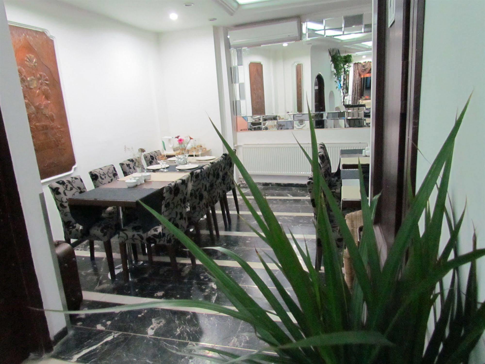Promise Hotel 3*