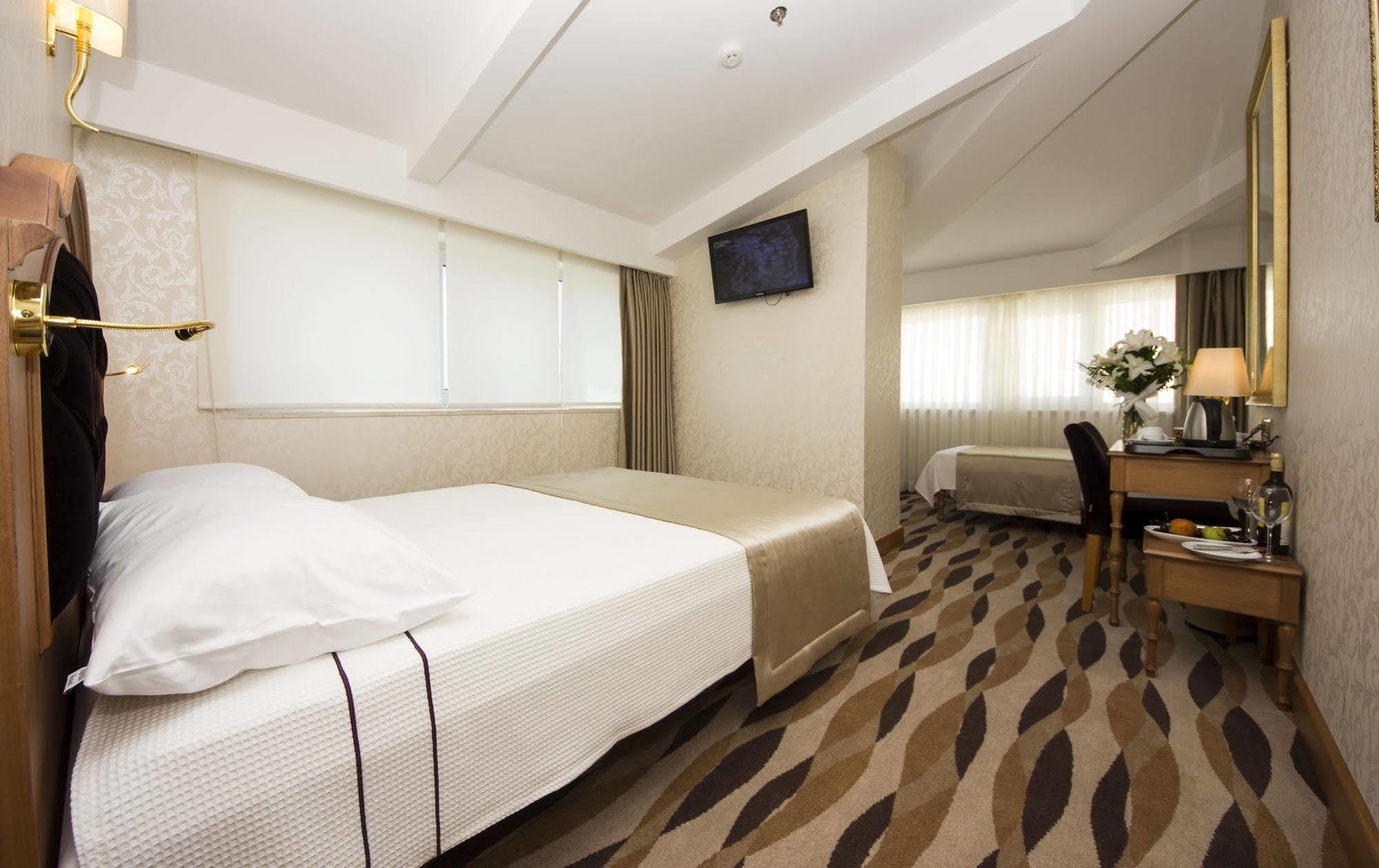 Aprilis - Special Category 4* Istambul