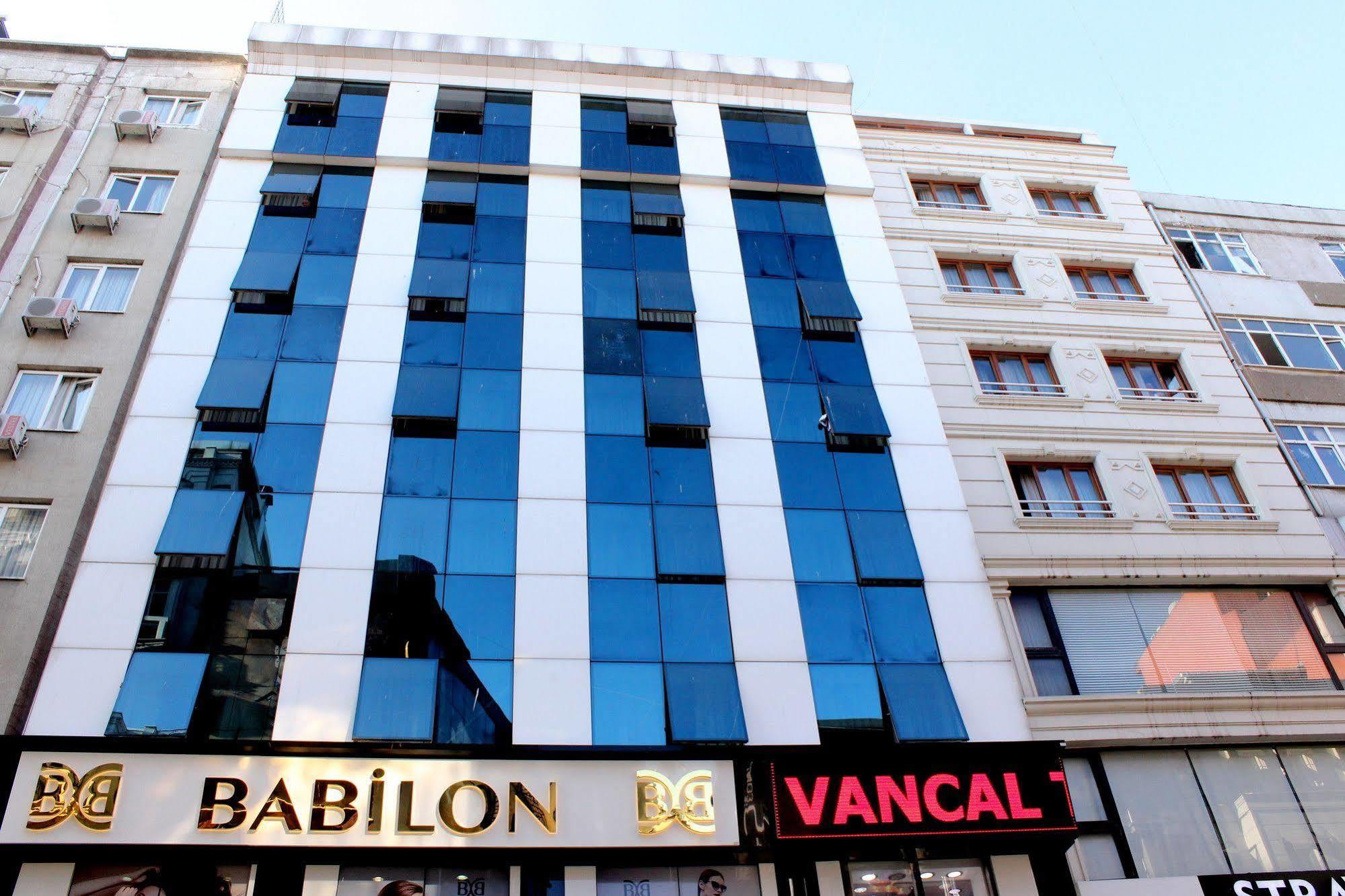 Hotel Buyuk Paris 3*