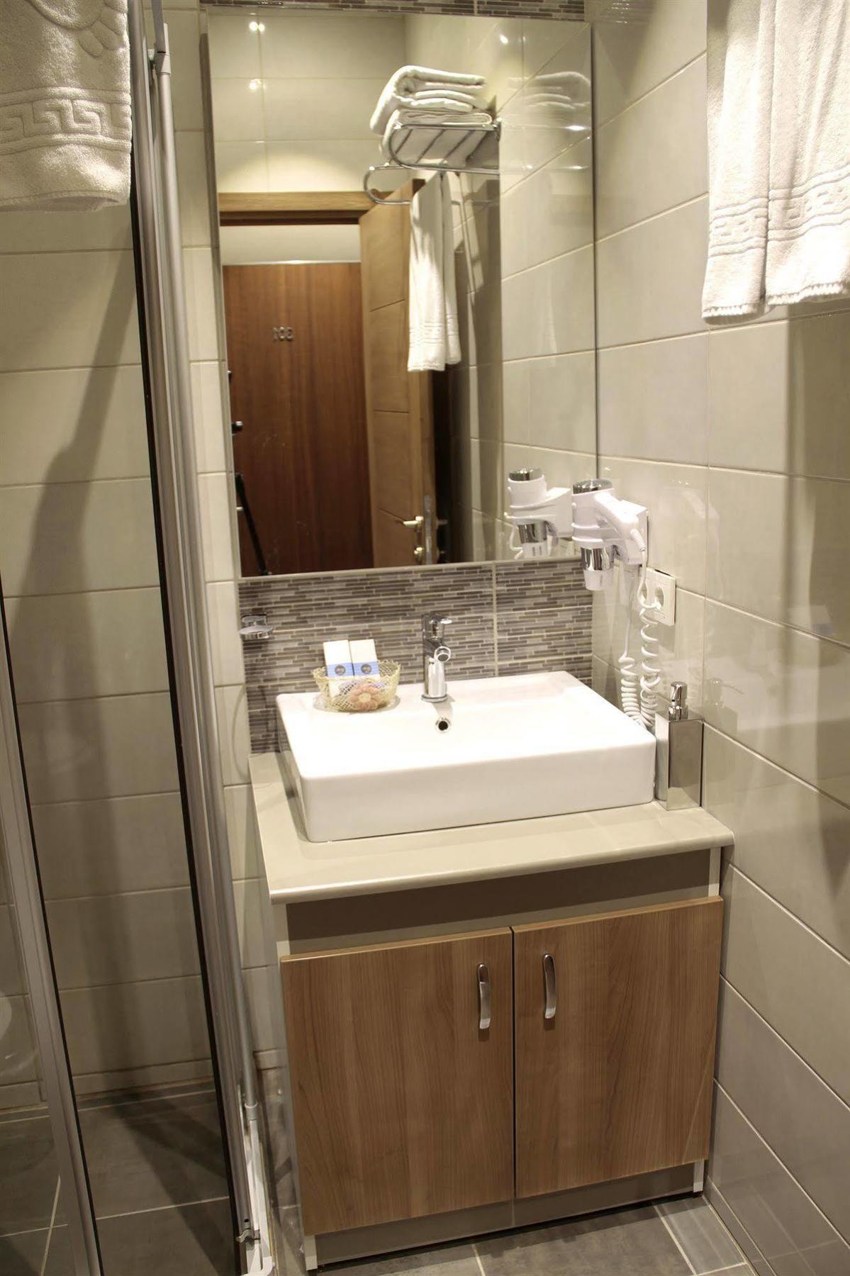 Hotel Serene 2*