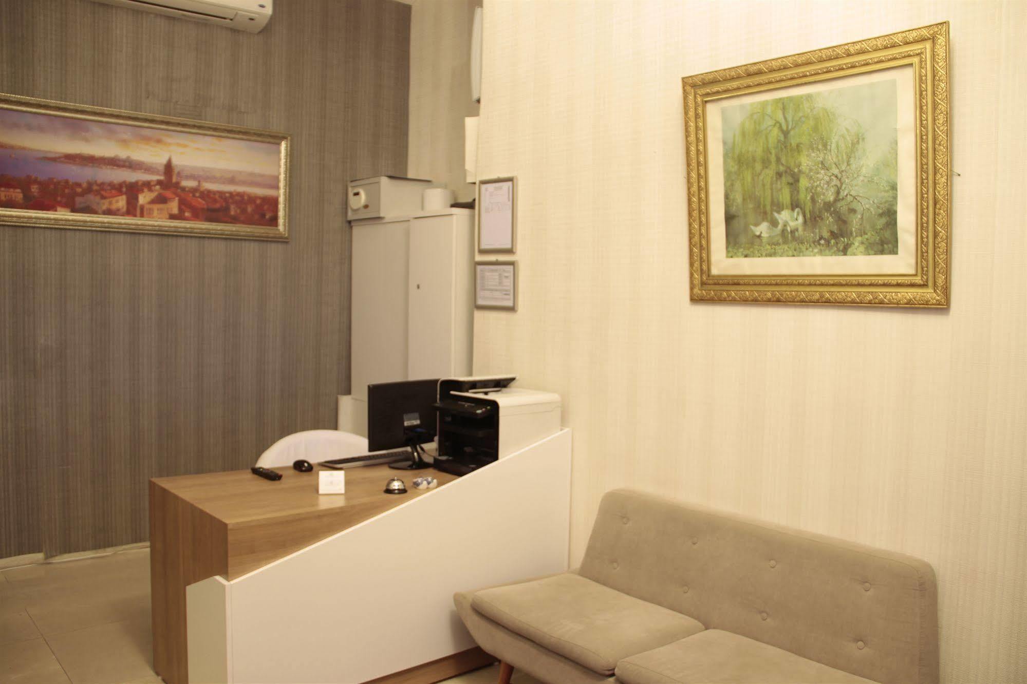 Hotel Serene 2*