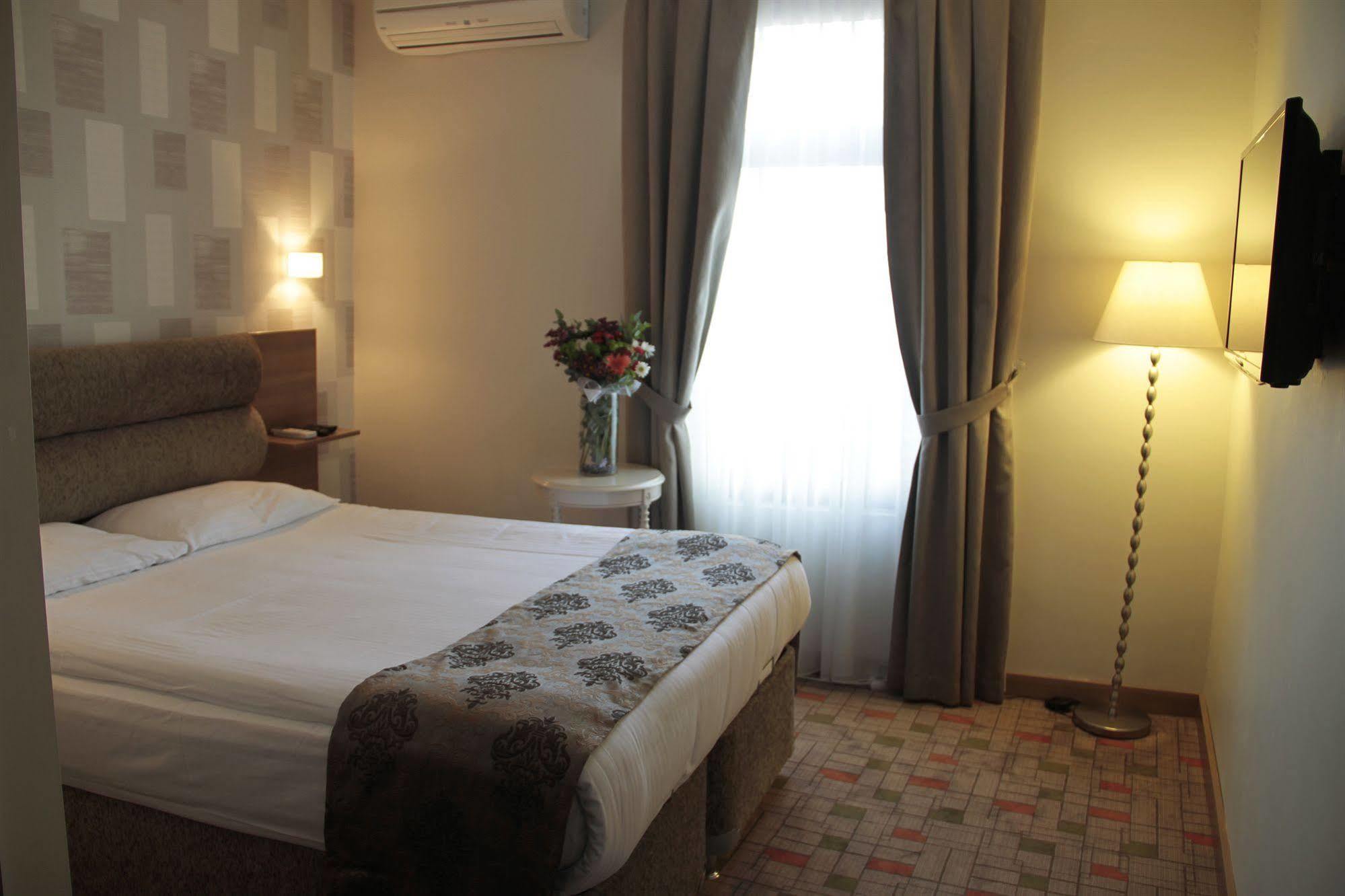 Hotel Serene