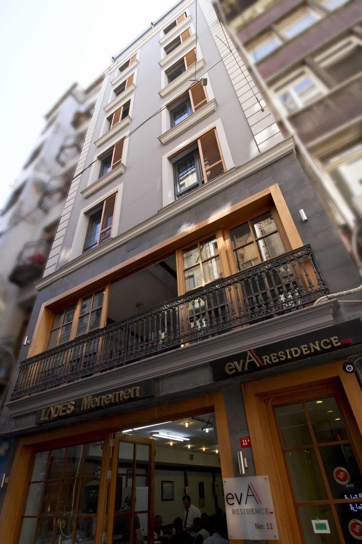 Eva Taksim