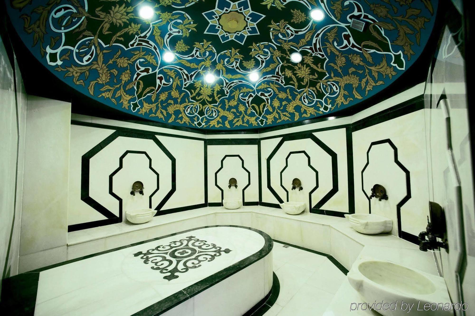 Elite World Comfy Taksim