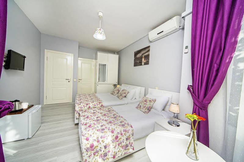 Taksim Square Seven 3*