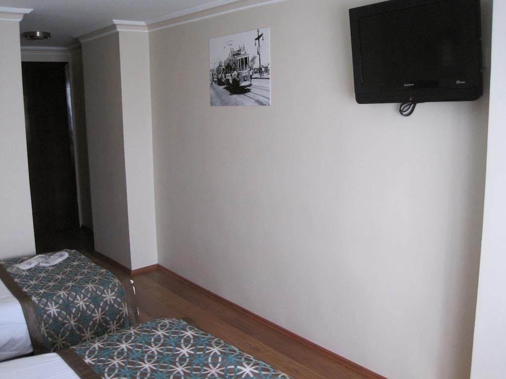 Avlonya Hotel 3*