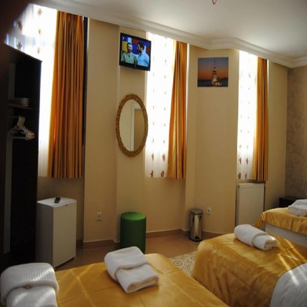 Lotus Hotel 3*