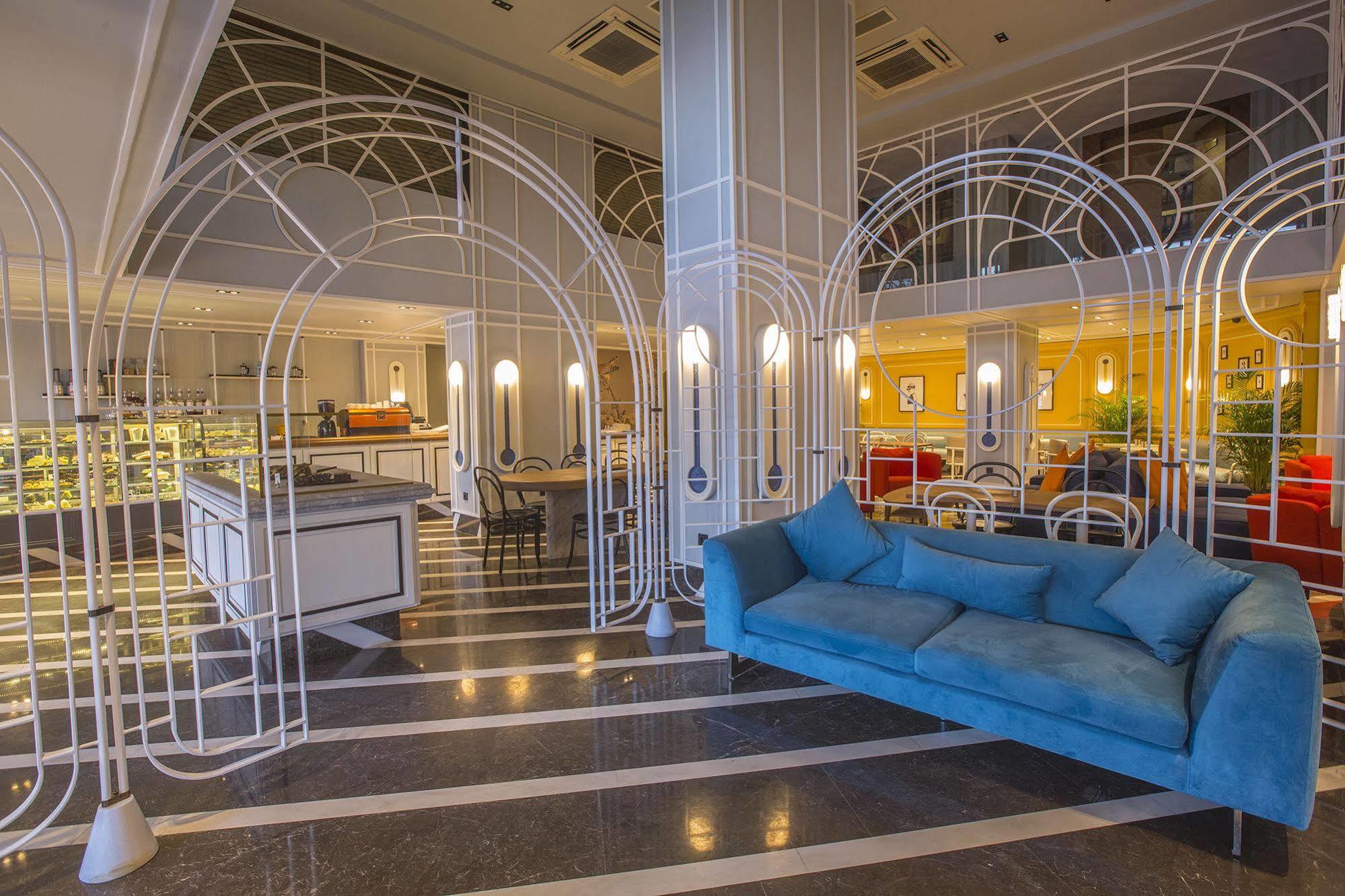 Bosphorus Hotel
