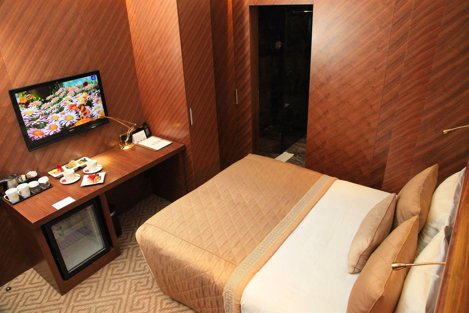 Bosphorus Hotel