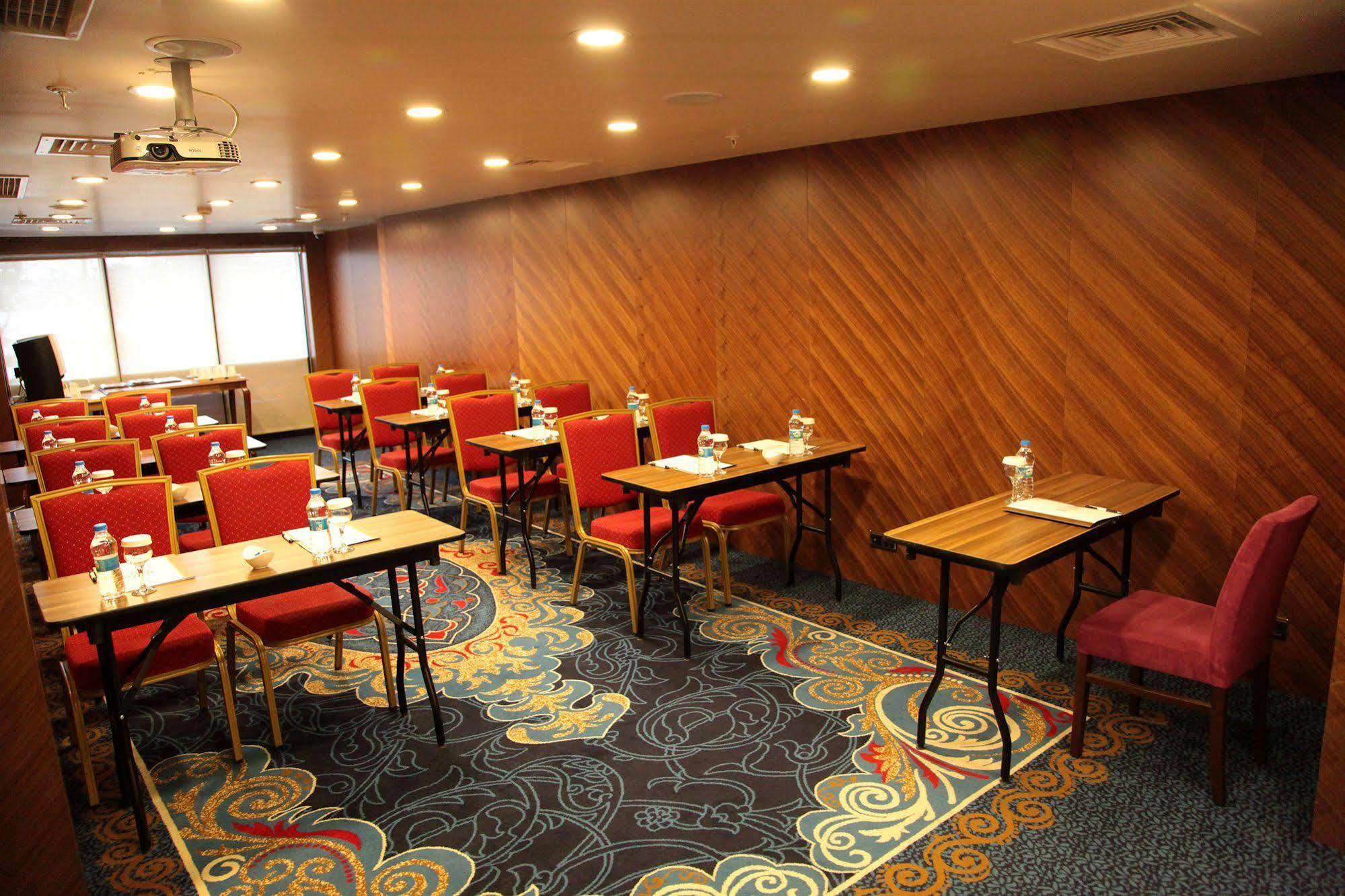 Hotel Bosphorus 4*