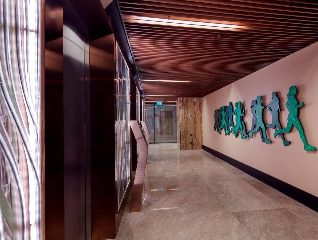 Hilton Garden Atatürk Airport 4*