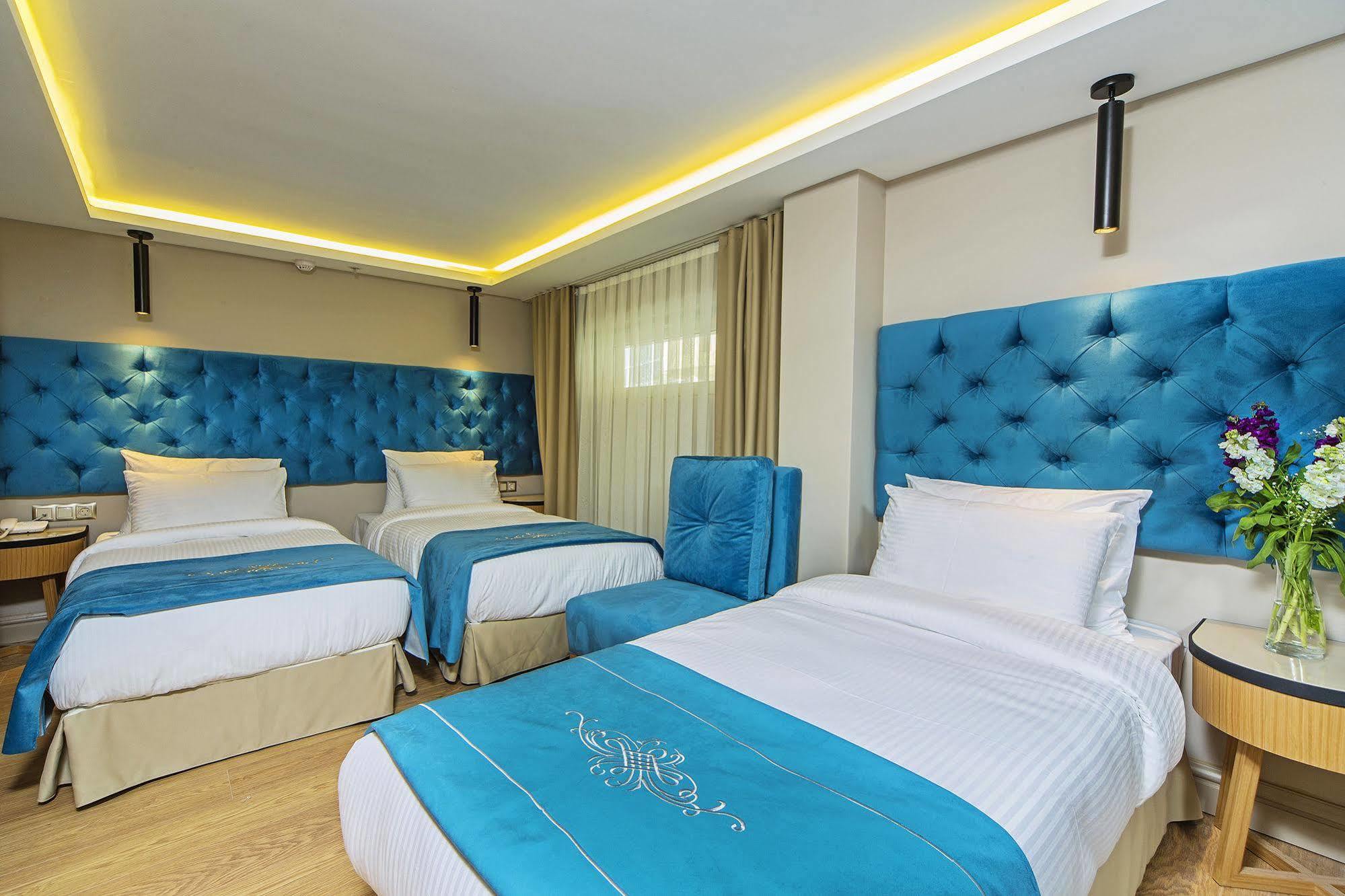 History Hotel 2*