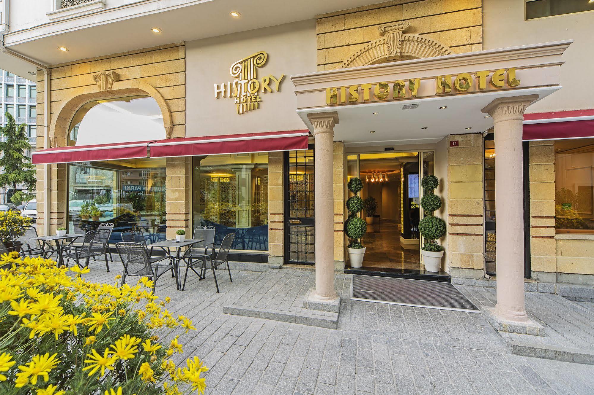 History Hotel 2*
