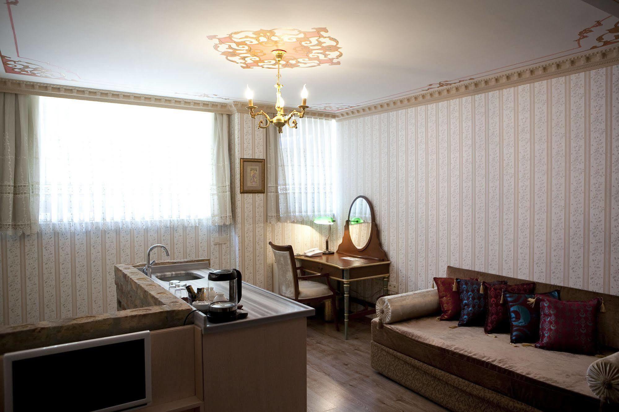 Niles Hotel Istanbul