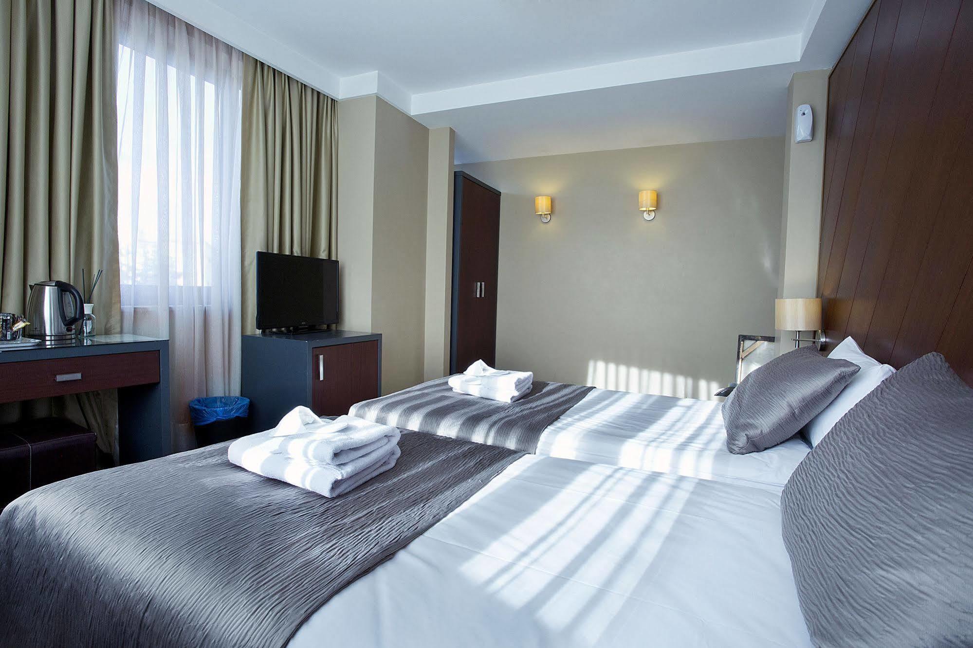 Tan - Special Category Otel 4*