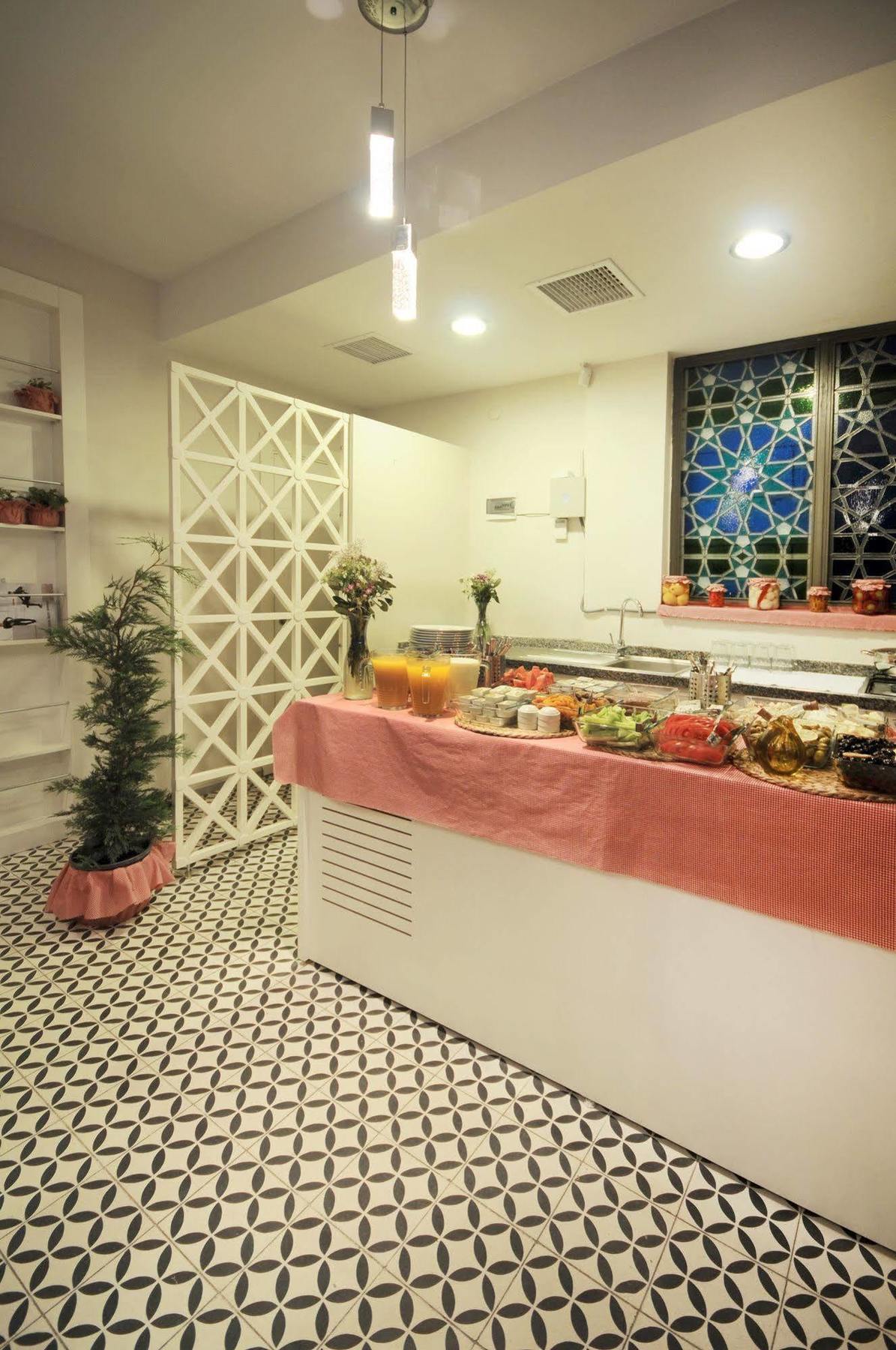 Aparthotel T-loft 3*