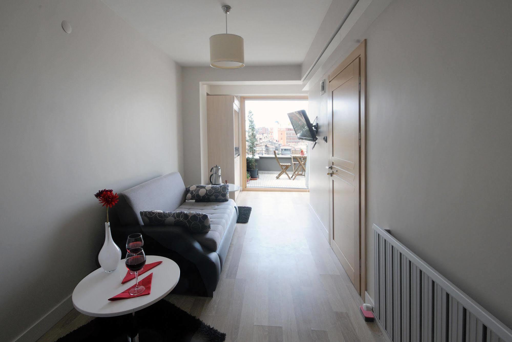 Aparthotel T-loft 3*
