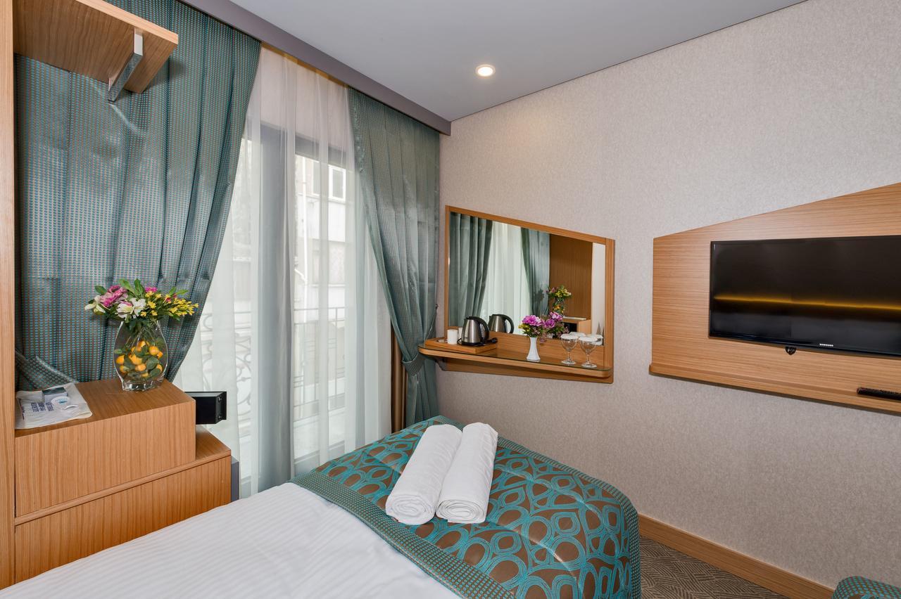 Otel Genova Old 3*
