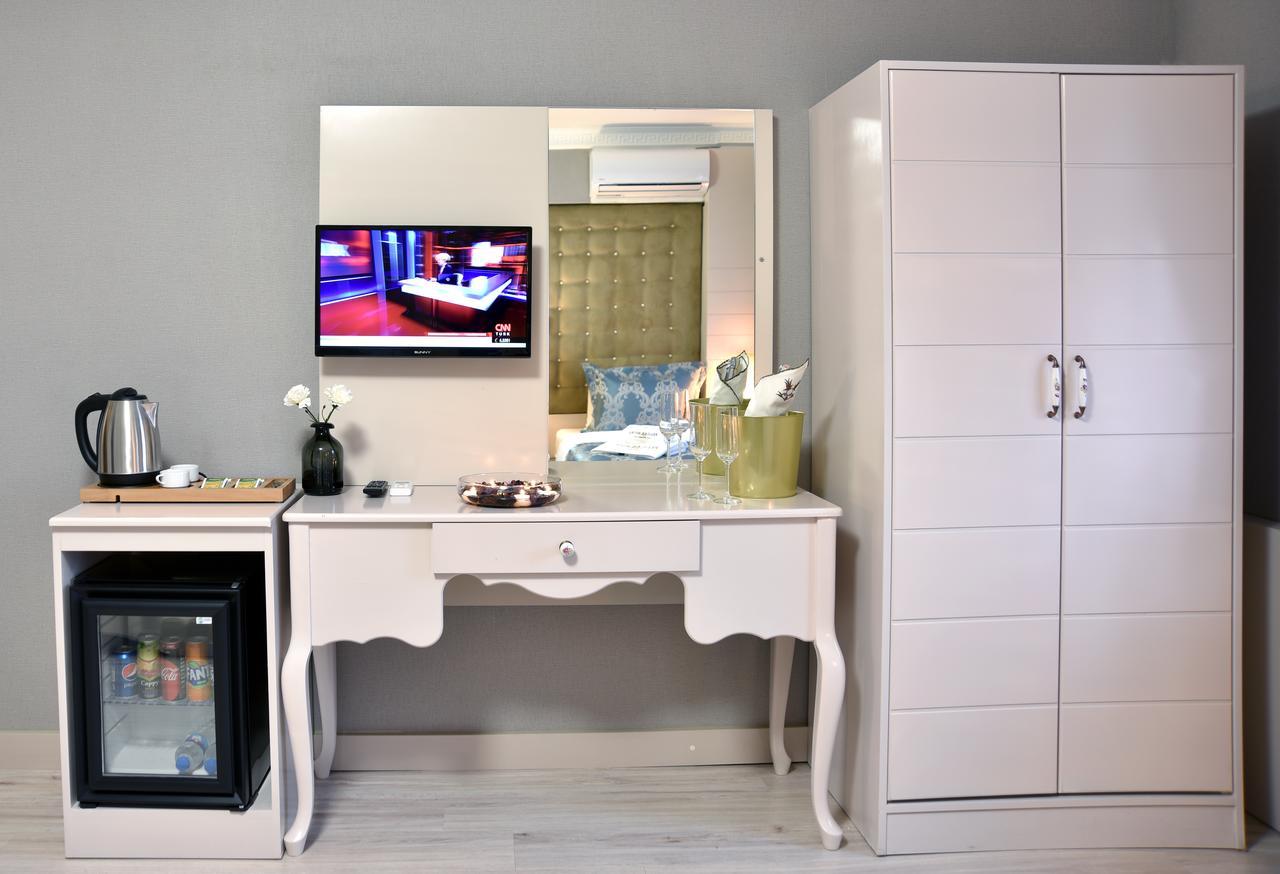 Pelican House Hotel 3*