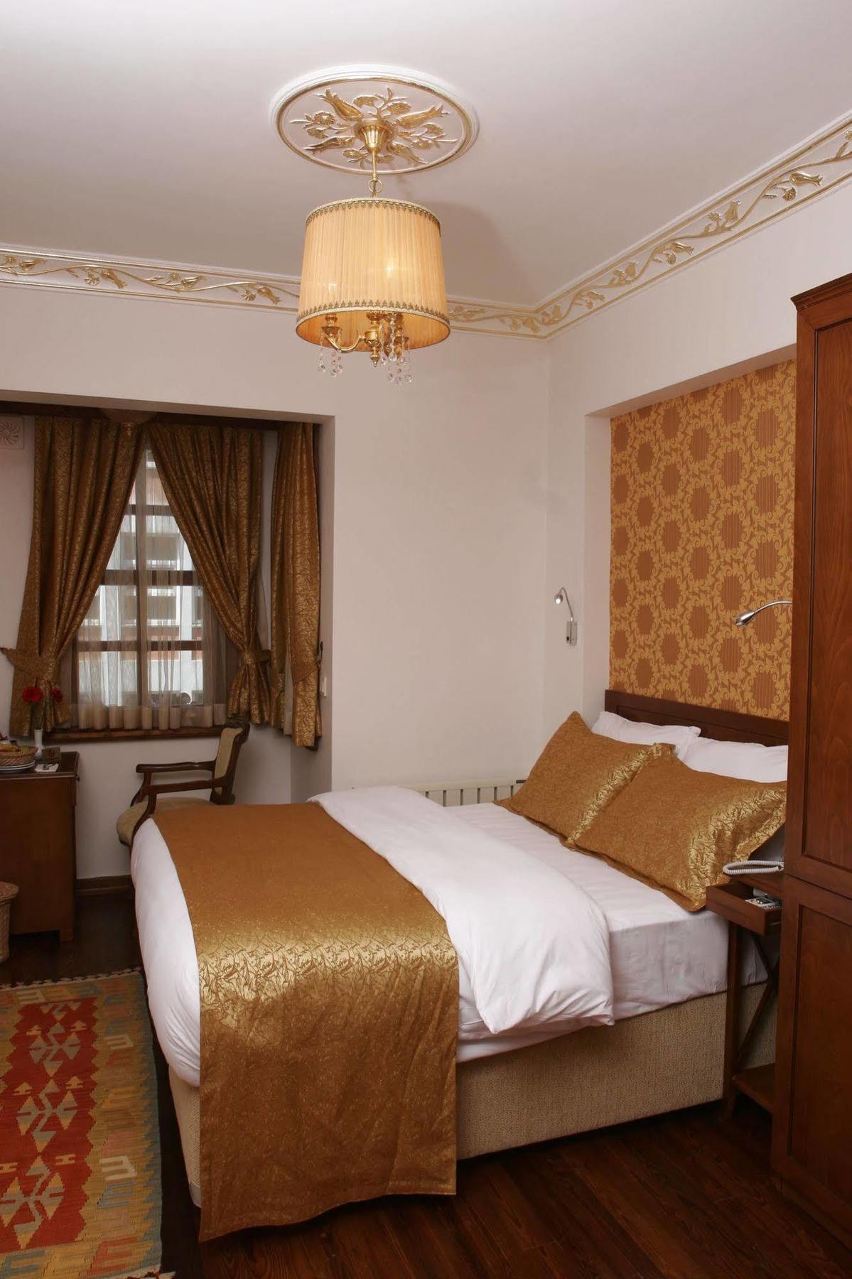 Vera Bed & Breakfast