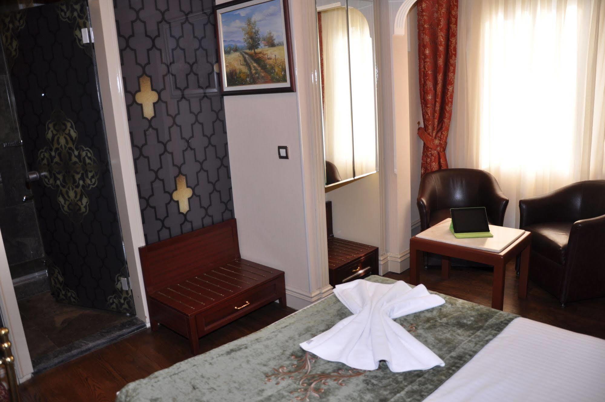 Taksim Star Otel 3*