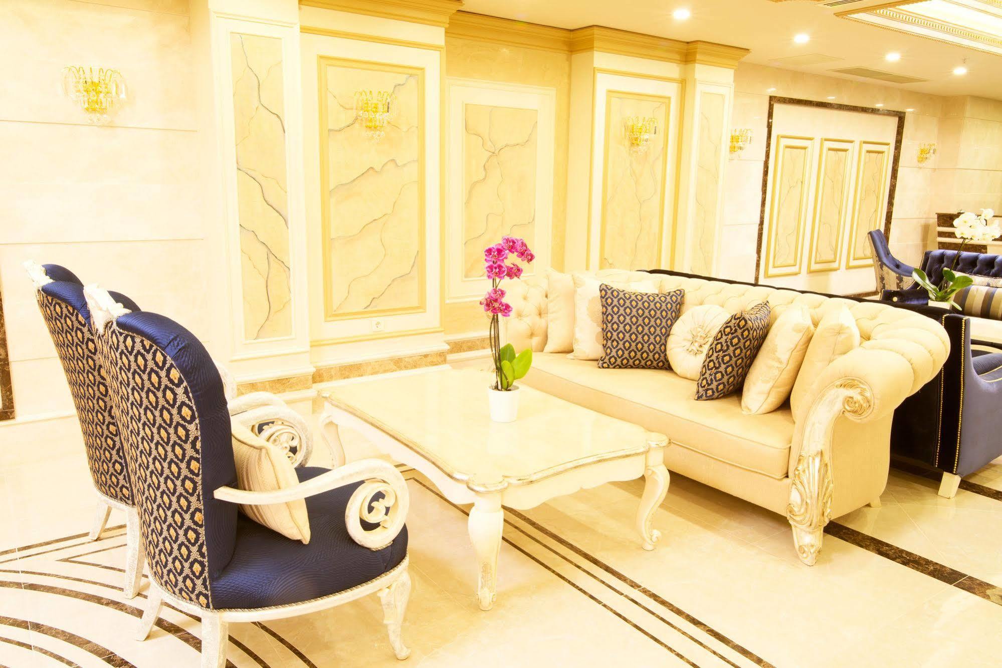 Halifaks Otel 4*