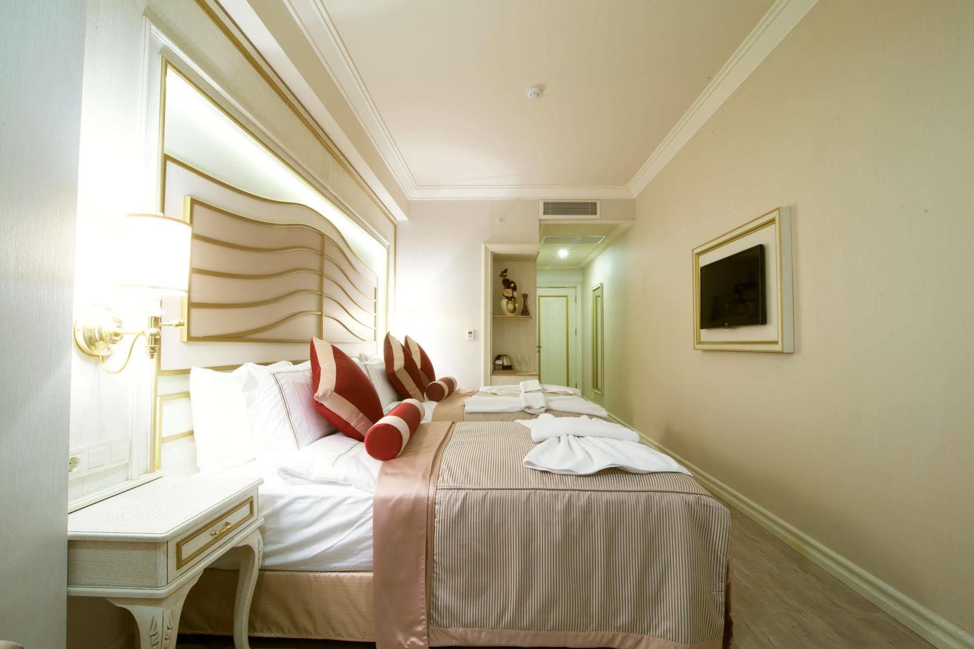 Halifaks Otel İstanbul