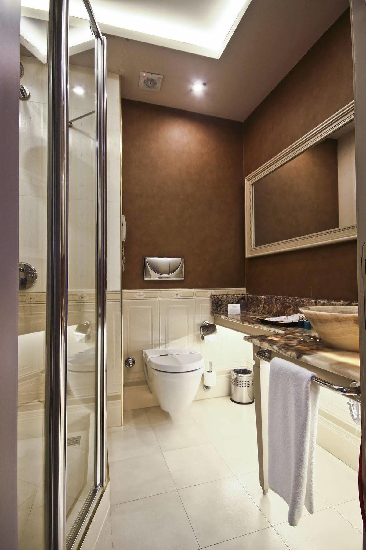 Fuat Pasa - Special Category Bosphorus Hotel