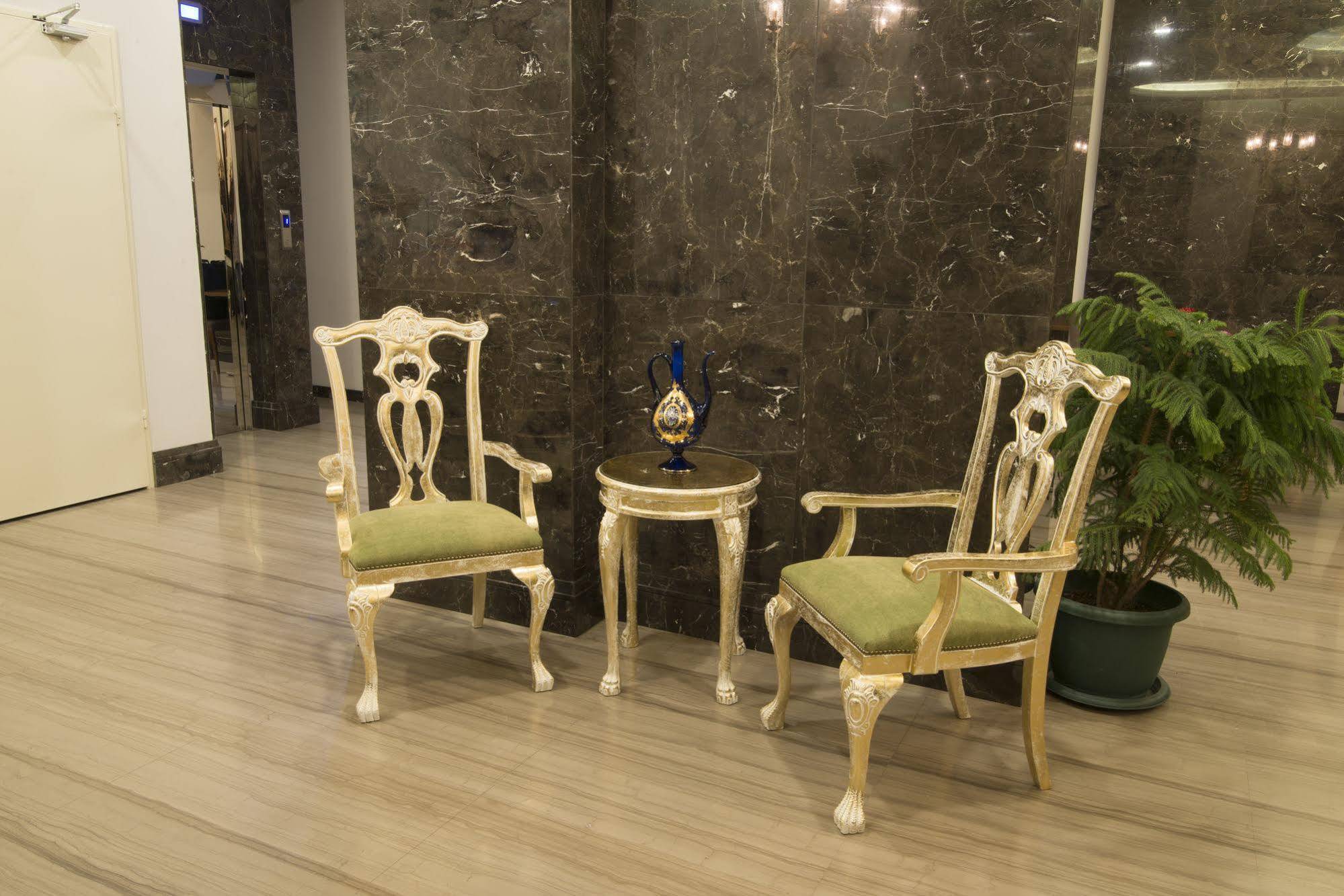 Hotel Cumbali Plaza 3*