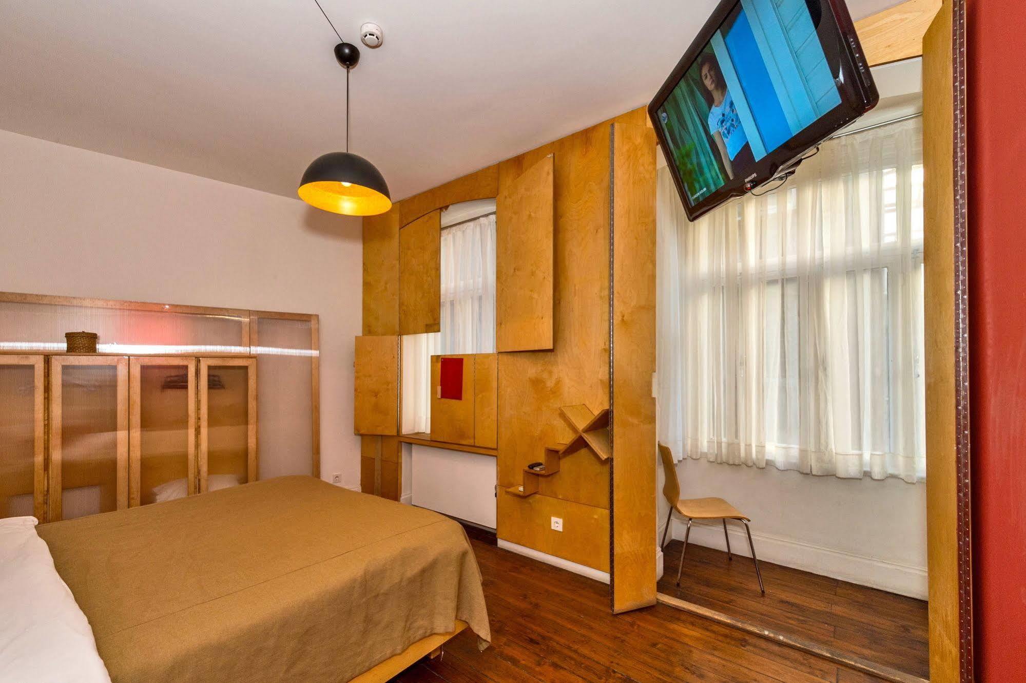 Next2 Hotel 3*