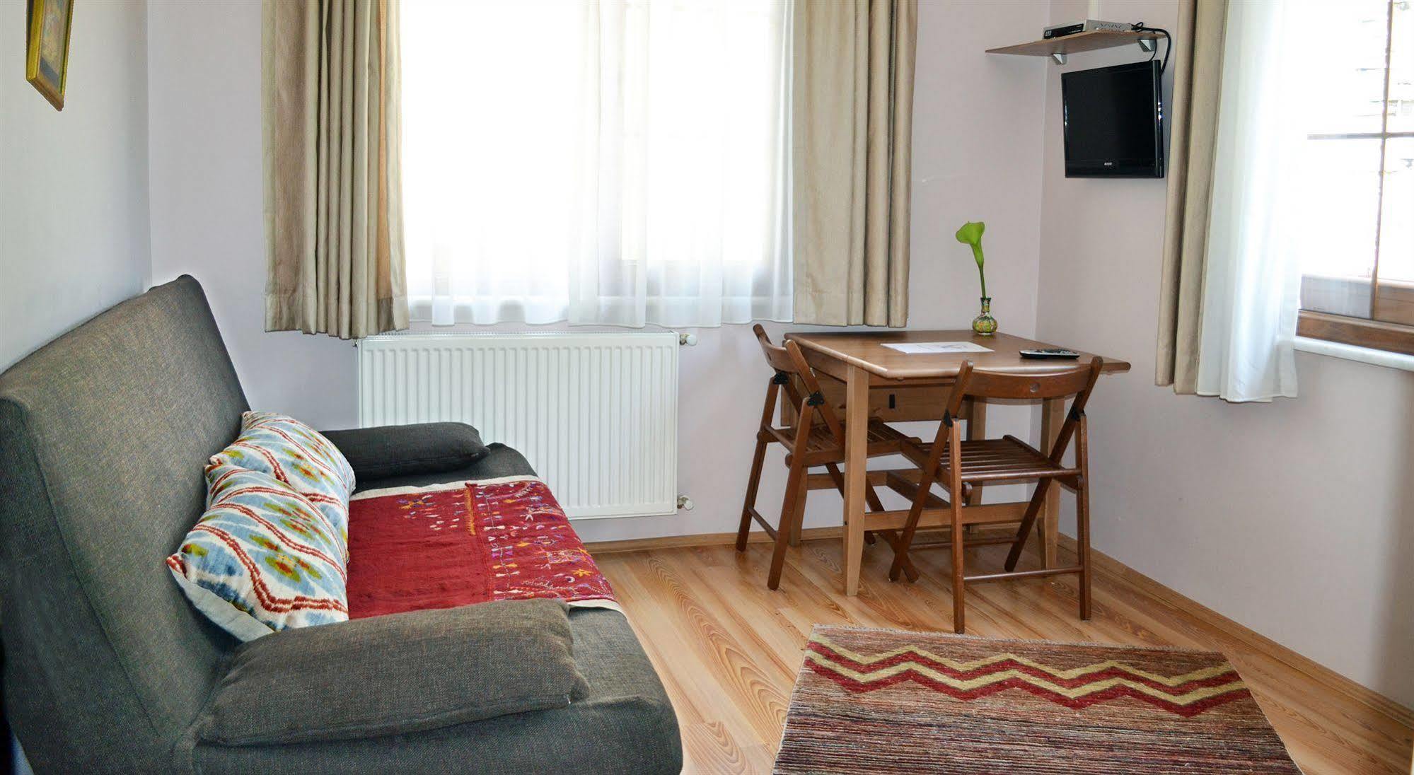 Topkapi Apartment