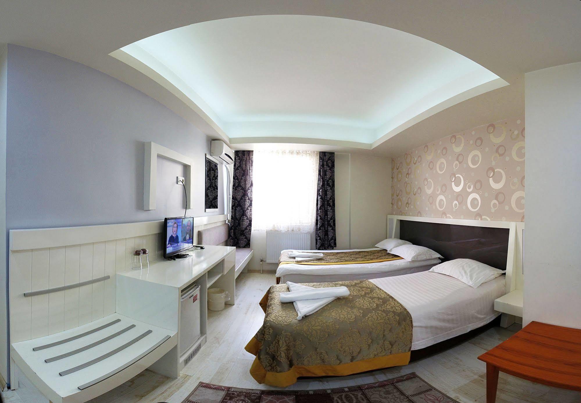 Hotel Grand As 3*