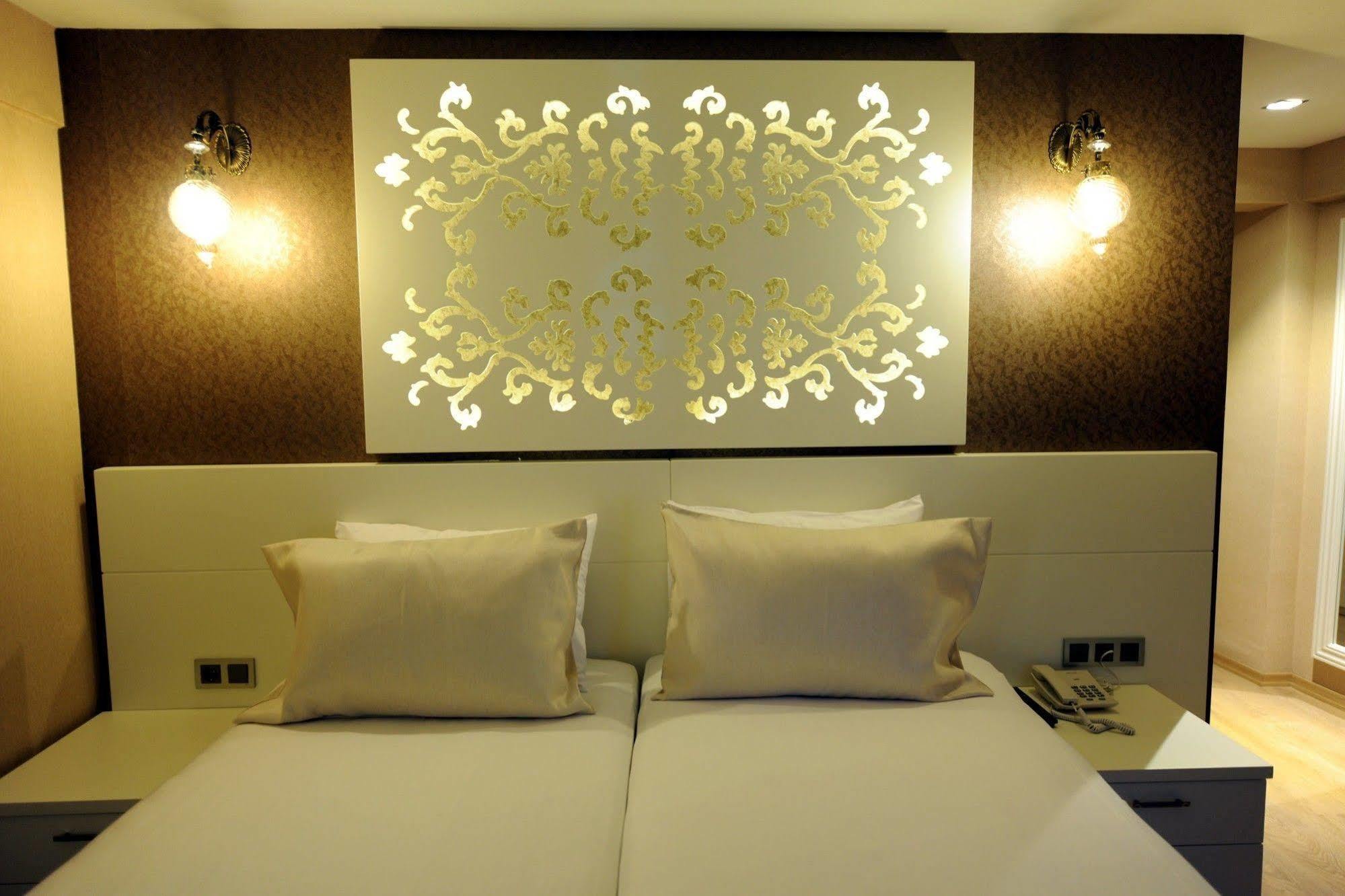 Hotel Taxim 3*