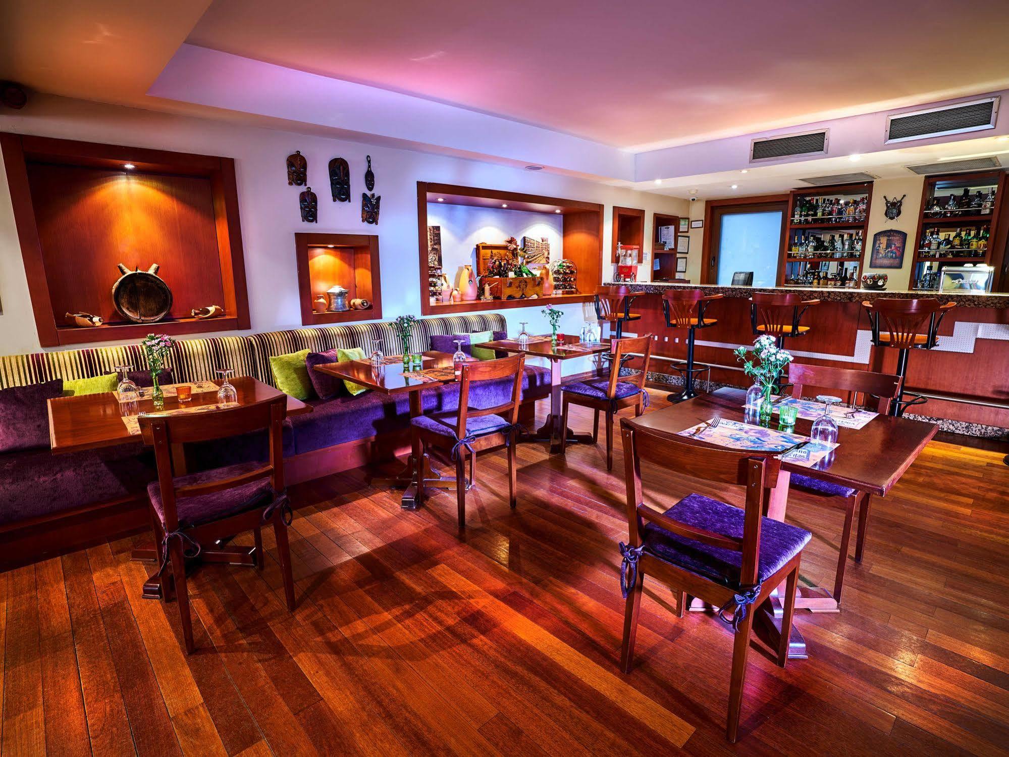 Hotel Feronya 4*