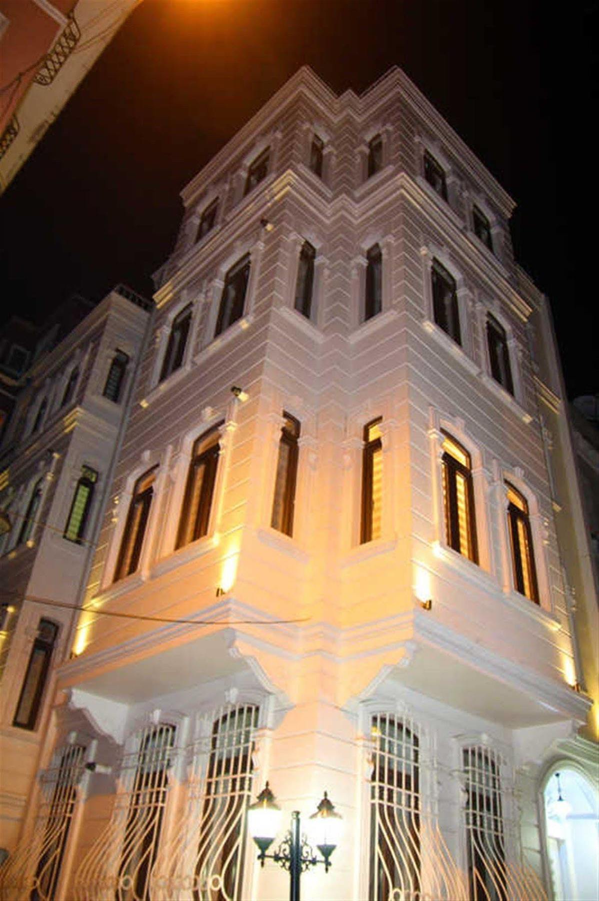 Bianco Taksim Aparthotel 3*