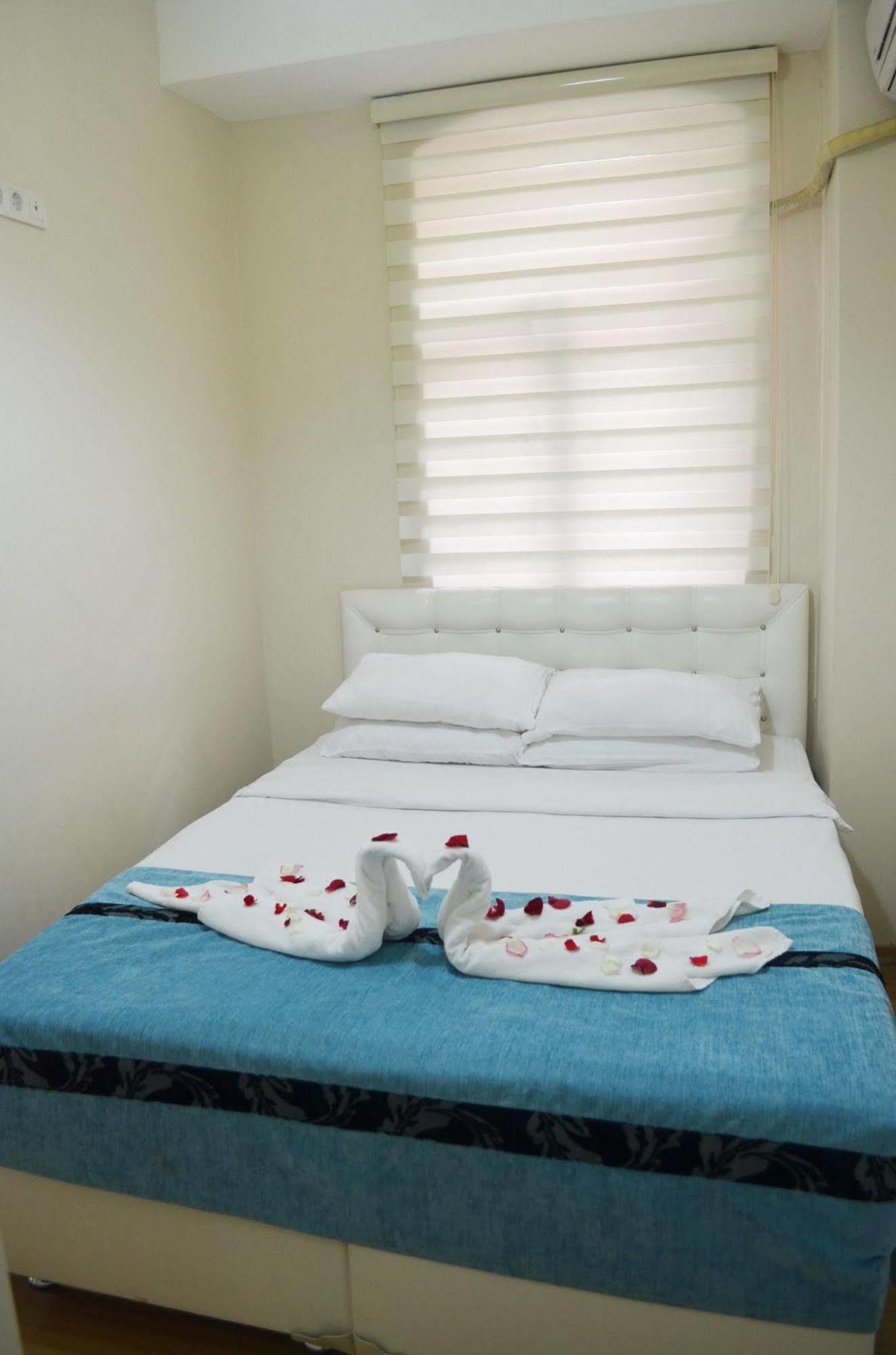 Bianco Taksim 3*
