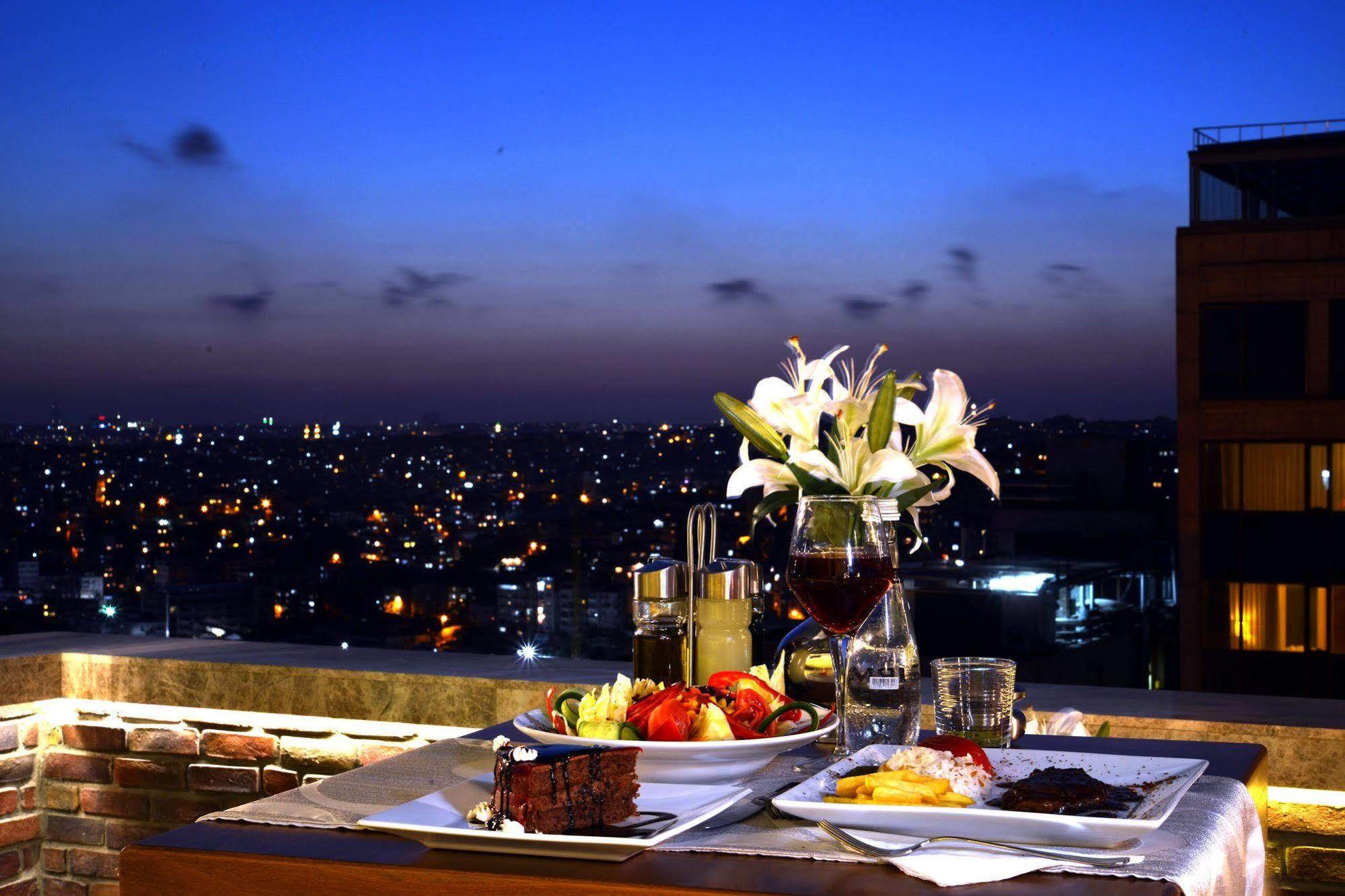 Hotel Taksim Line 4*