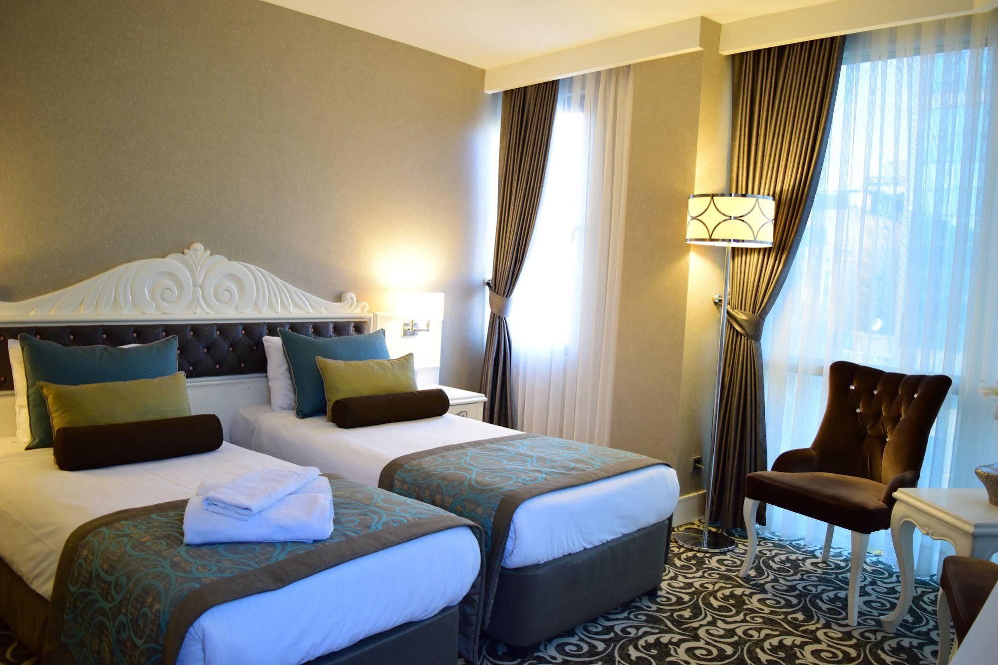 Taksim Line Hotel 4*