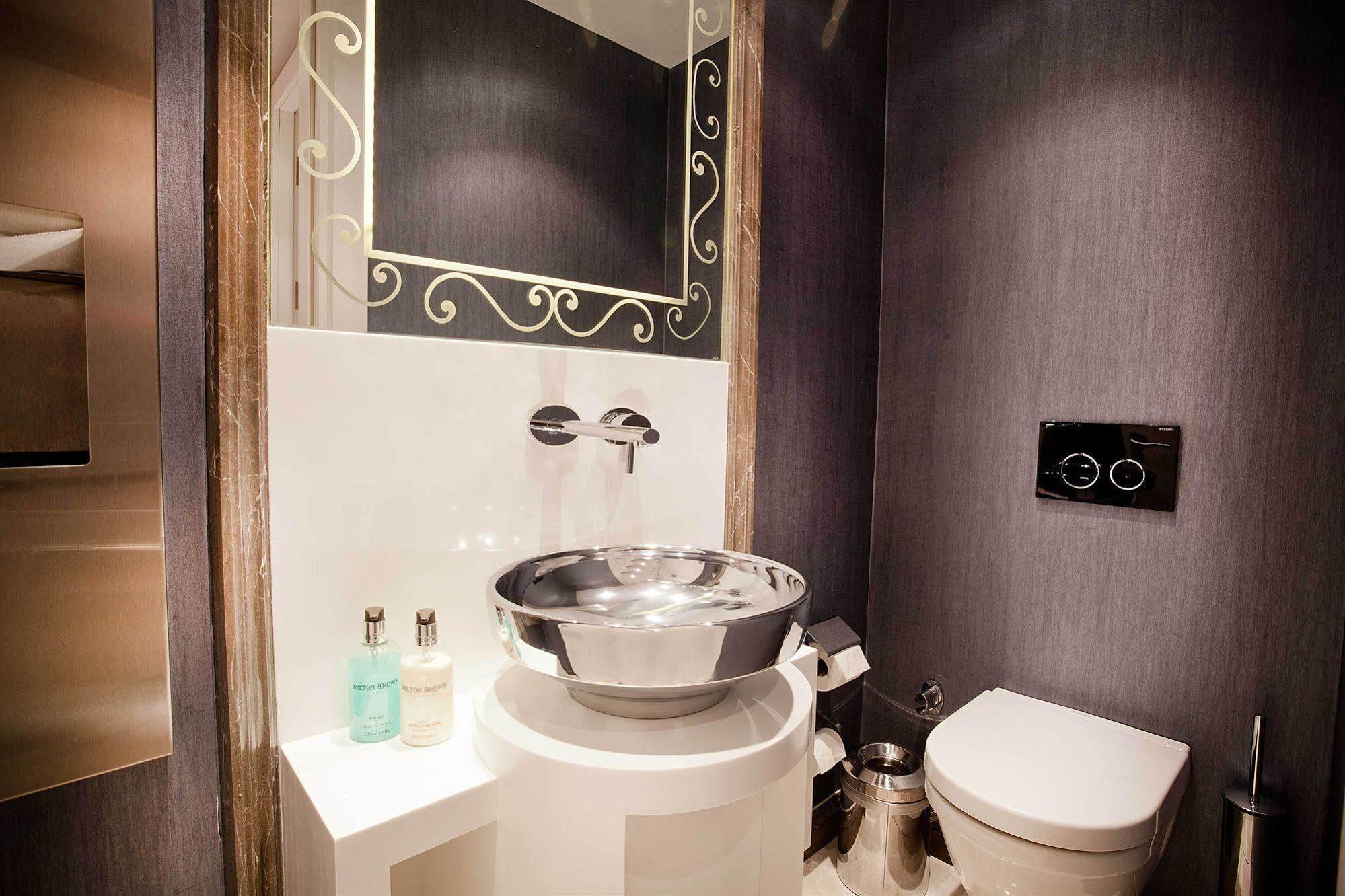 La Hotel 4*