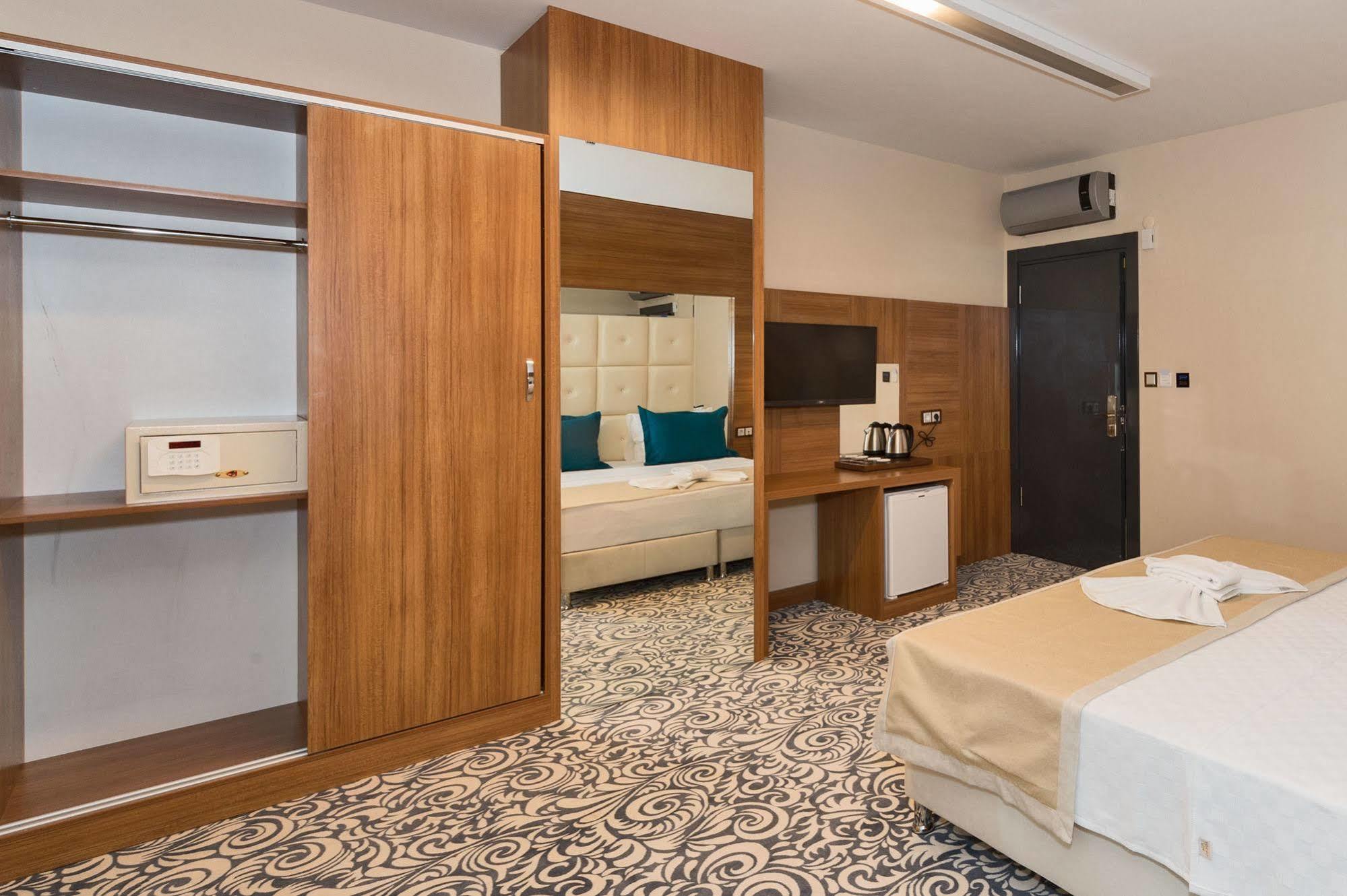 Business Life Gunesli Otel 3*