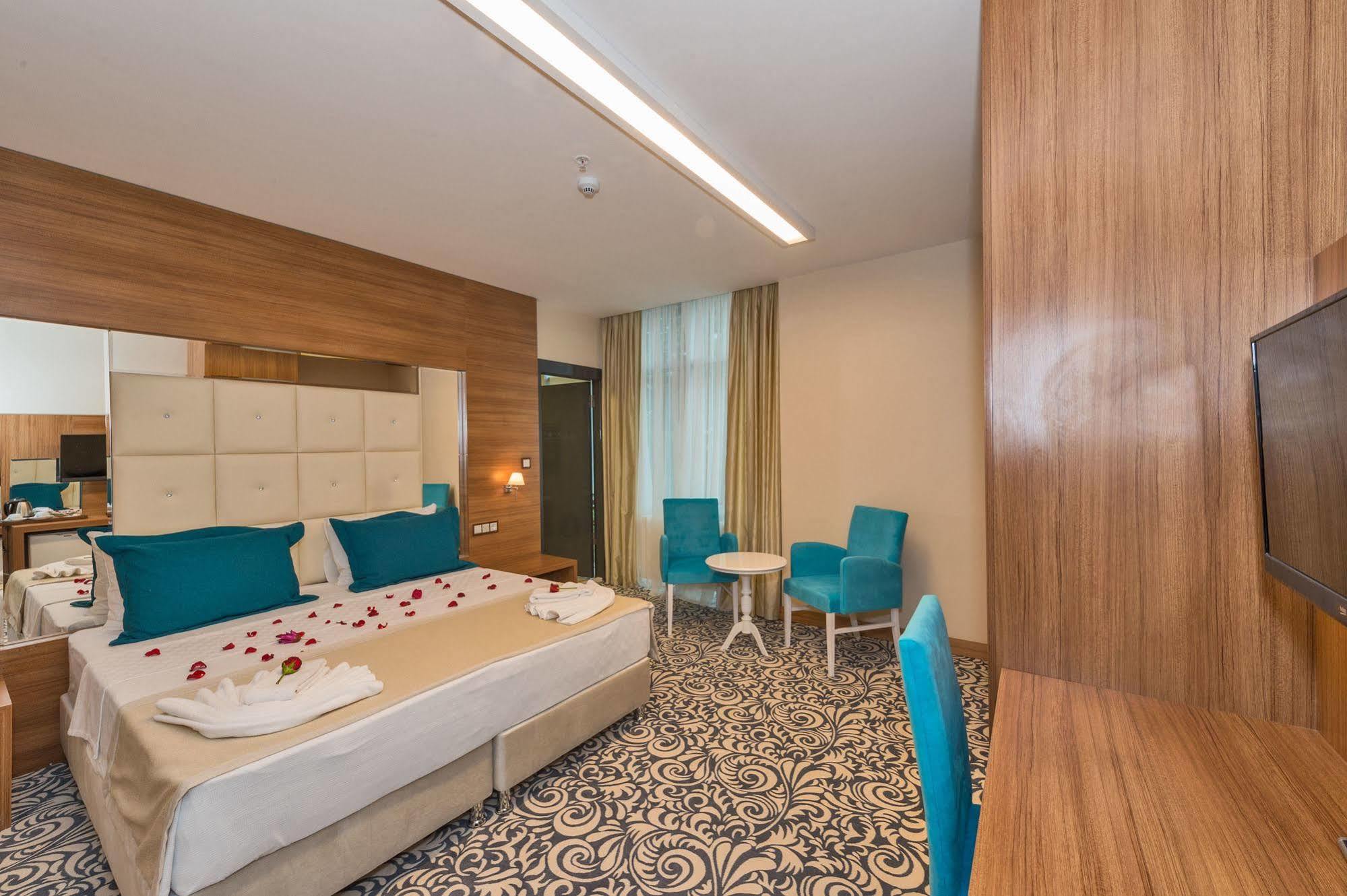 Business Life Gunesli 3* İstanbul