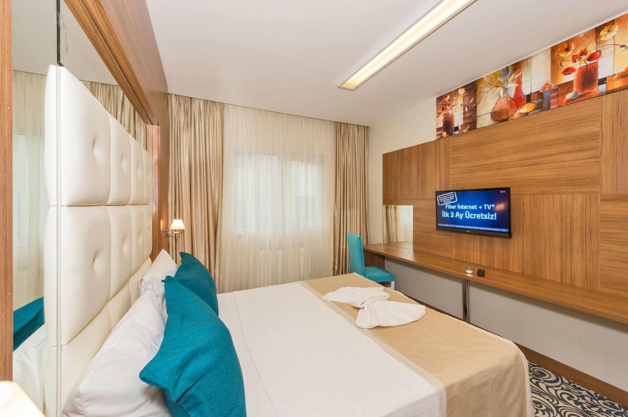 Otel Business Life Gunesli İstanbul