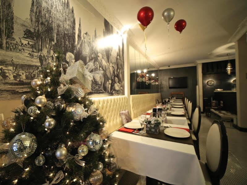 Hotel Tria Elegance 4*