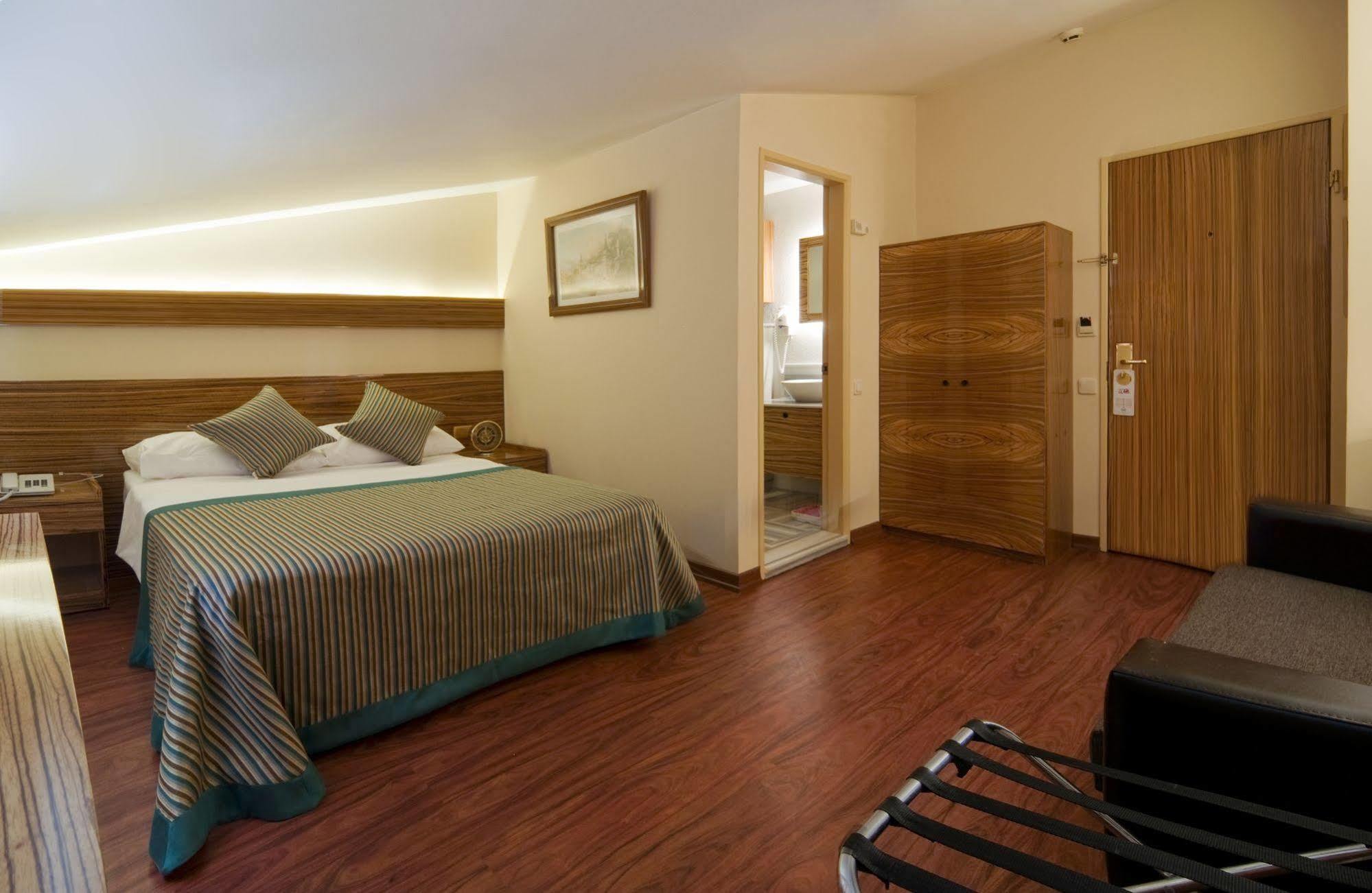Buyuk Keban Hotel
