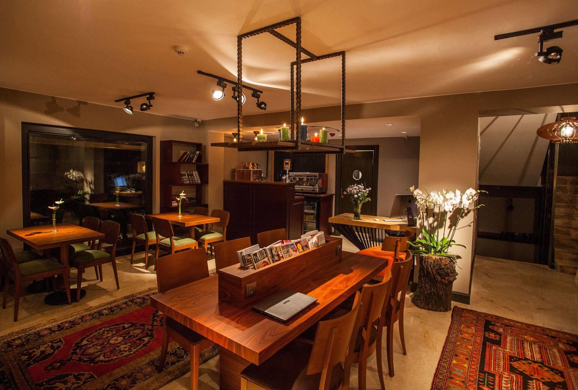 Hotel Juliet & Kitchen 2*